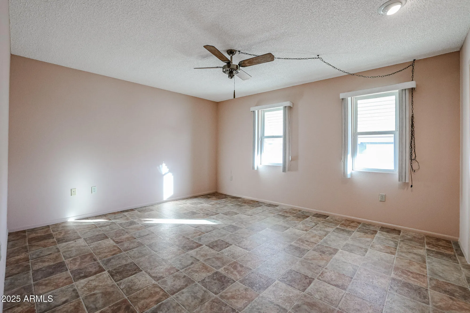 Property Slideshow image 23 of 33 | 14618 n shiprock dr, Sun City, AZ, 85351