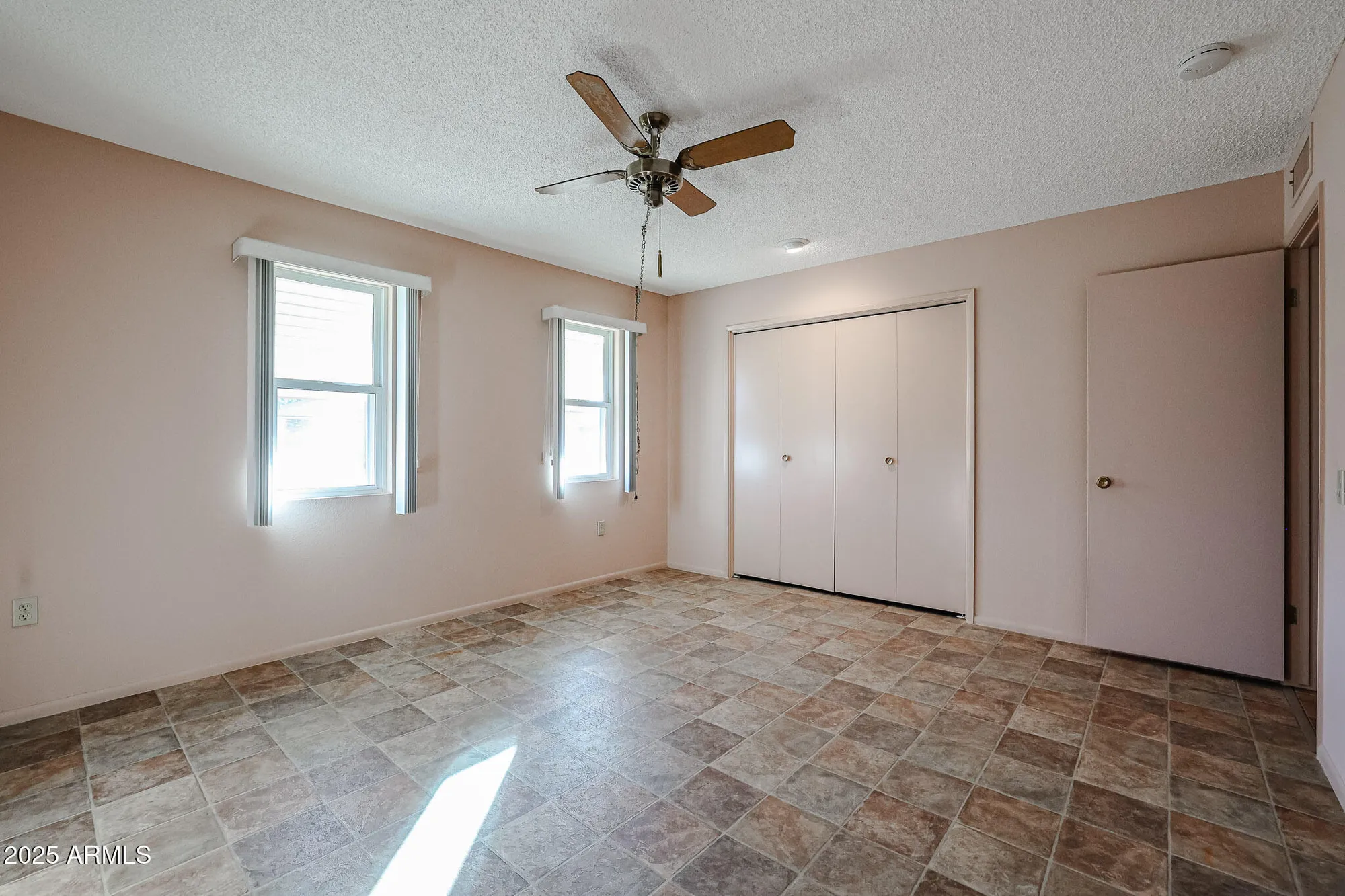 Property Slideshow image 24 of 33 | 14618 n shiprock dr, Sun City, AZ, 85351