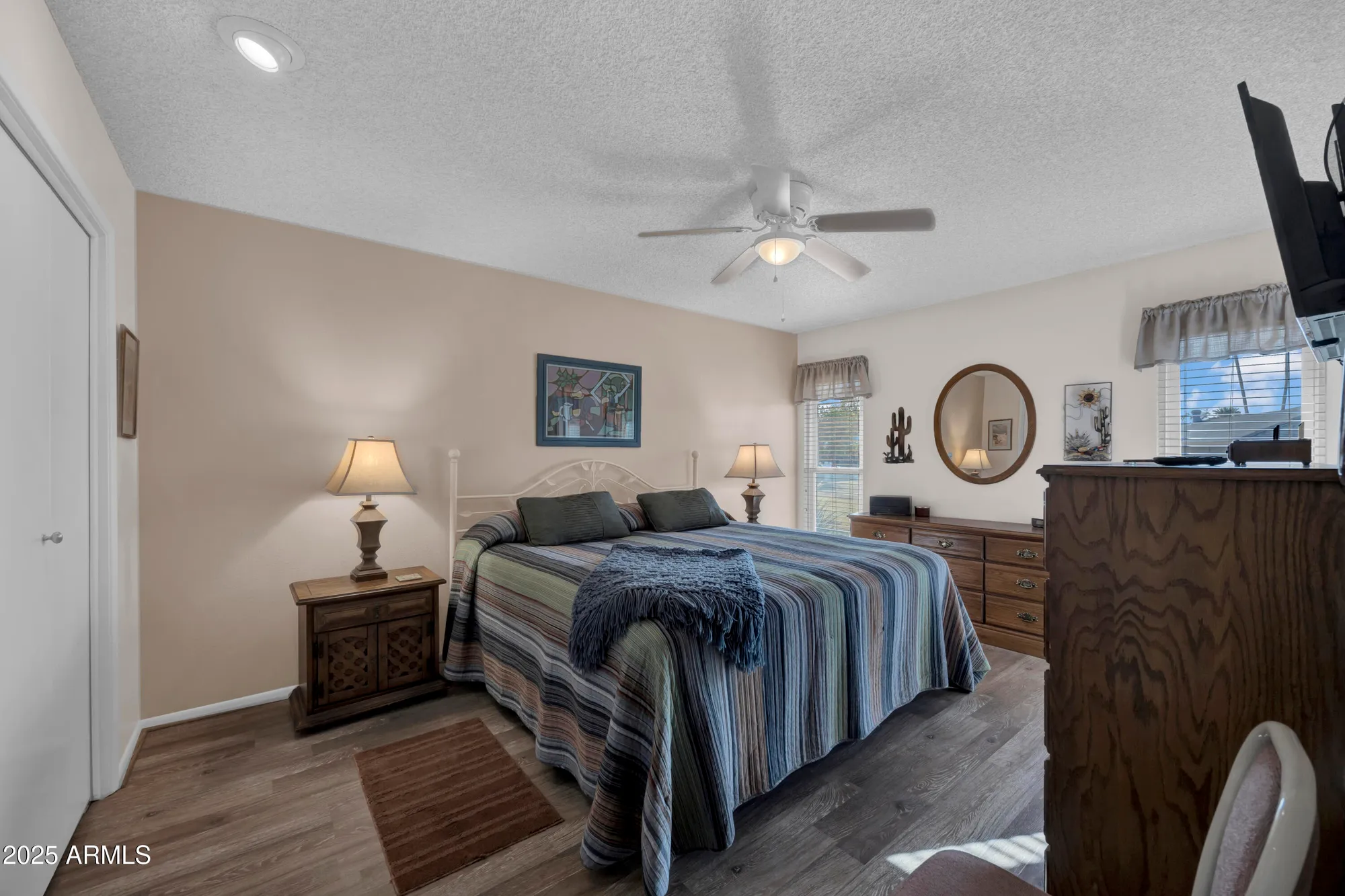 Property Slideshow image 9 of 21 | 10019 w shasta dr, Sun City, AZ, 85351