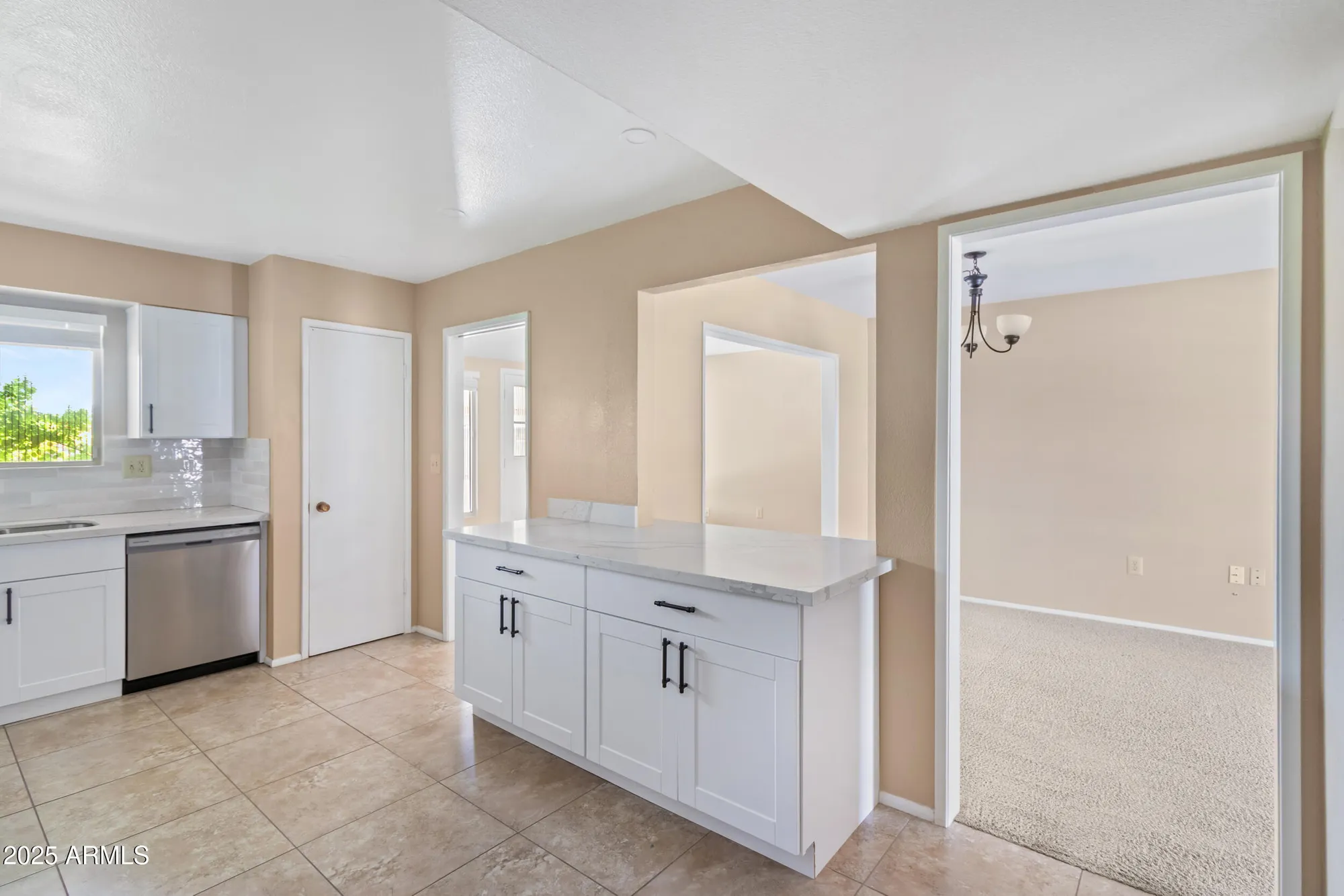 Property Slideshow image 18 of 31 | 10301 w charter oak dr, Sun City, AZ, 85351