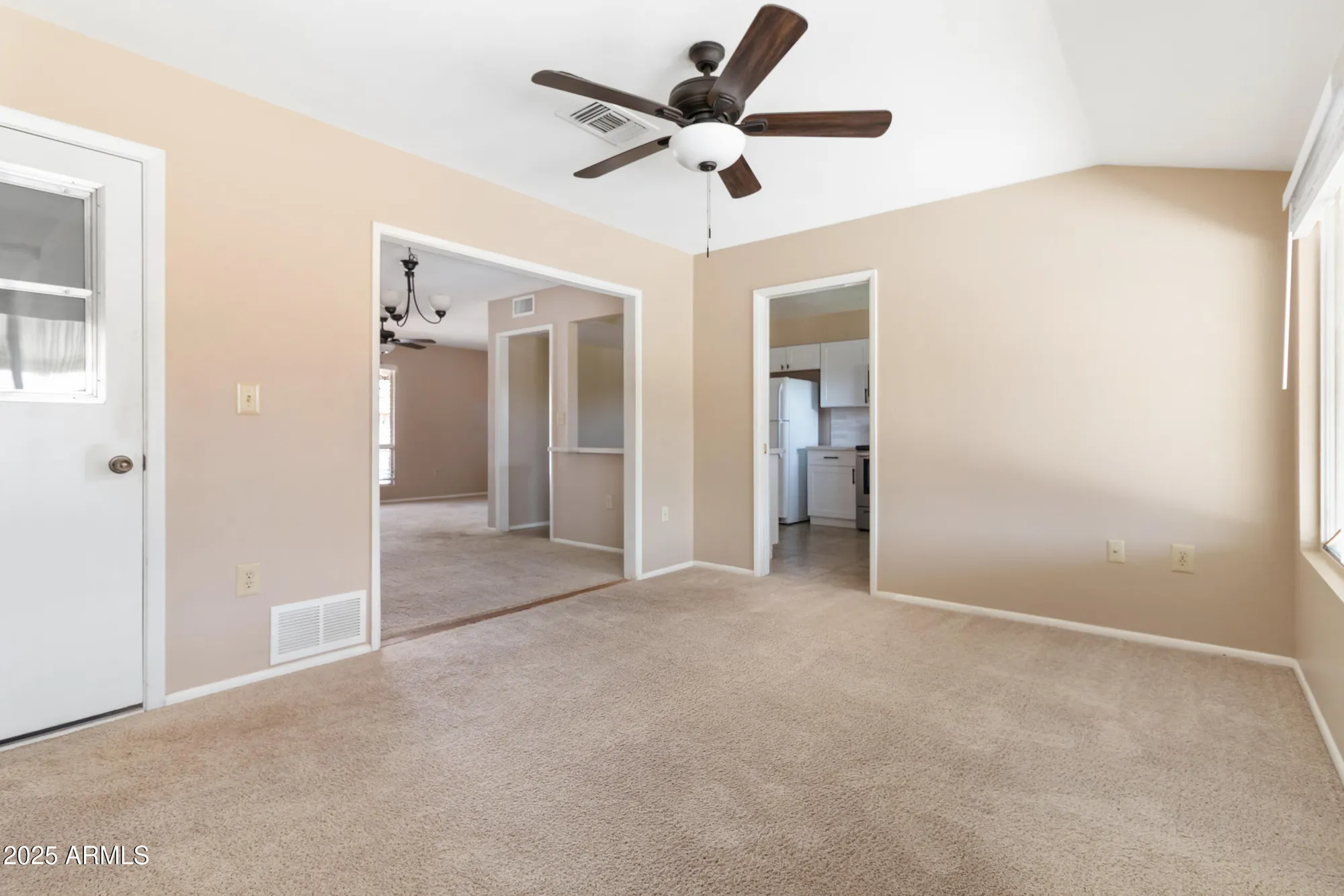 Property Slideshow image 20 of 31 | 10301 w charter oak dr, Sun City, AZ, 85351