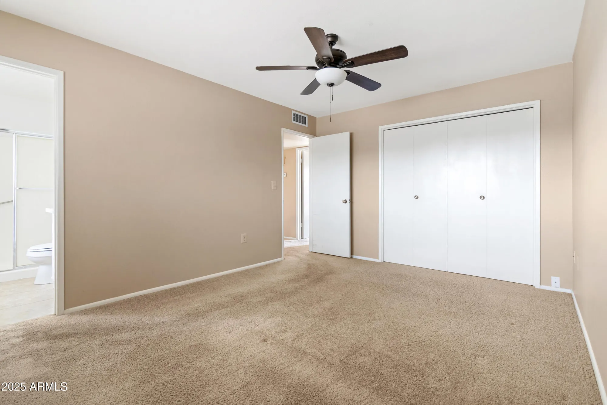 Property Slideshow image 22 of 31 | 10301 w charter oak dr, Sun City, AZ, 85351