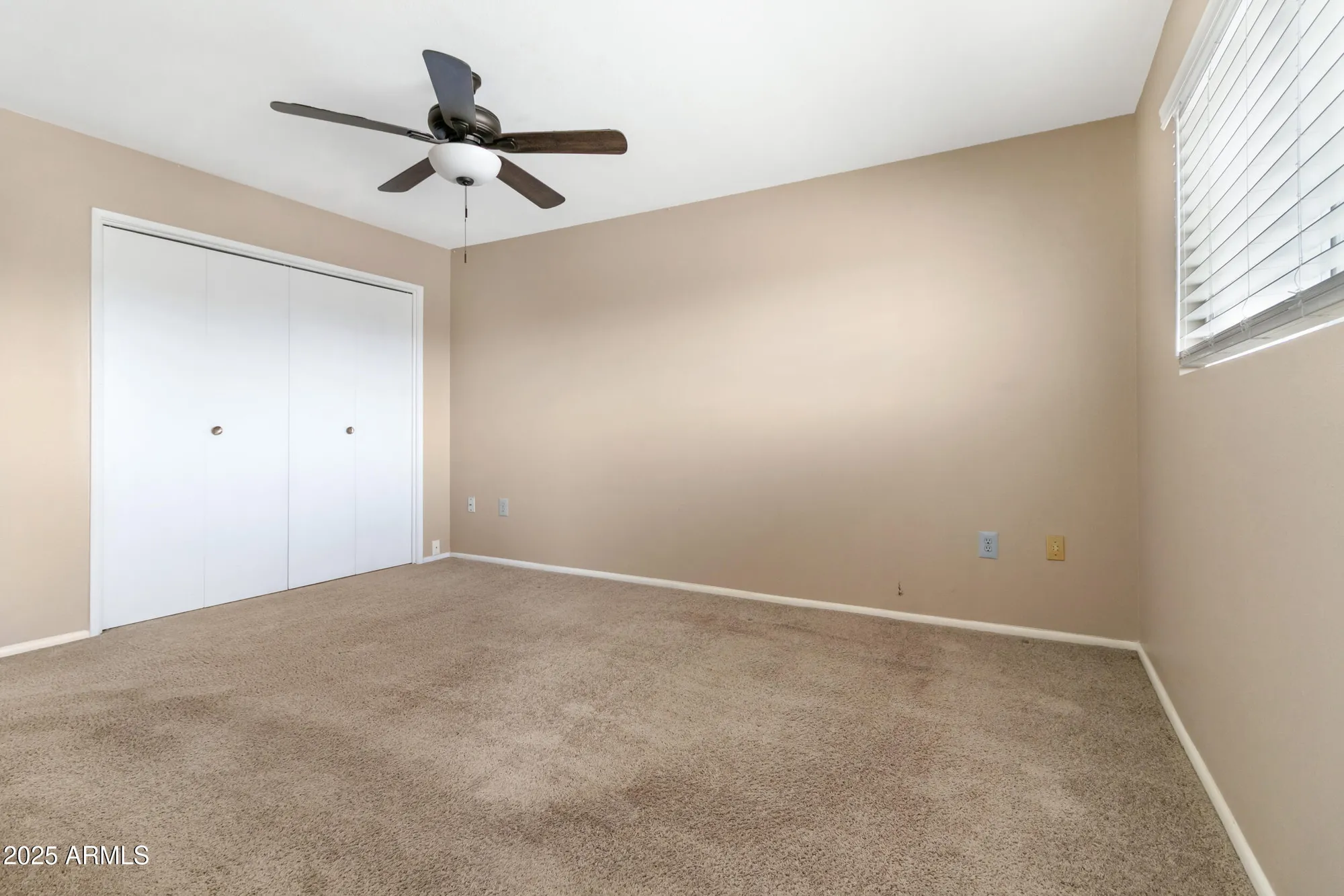 Property Slideshow image 23 of 31 | 10301 w charter oak dr, Sun City, AZ, 85351
