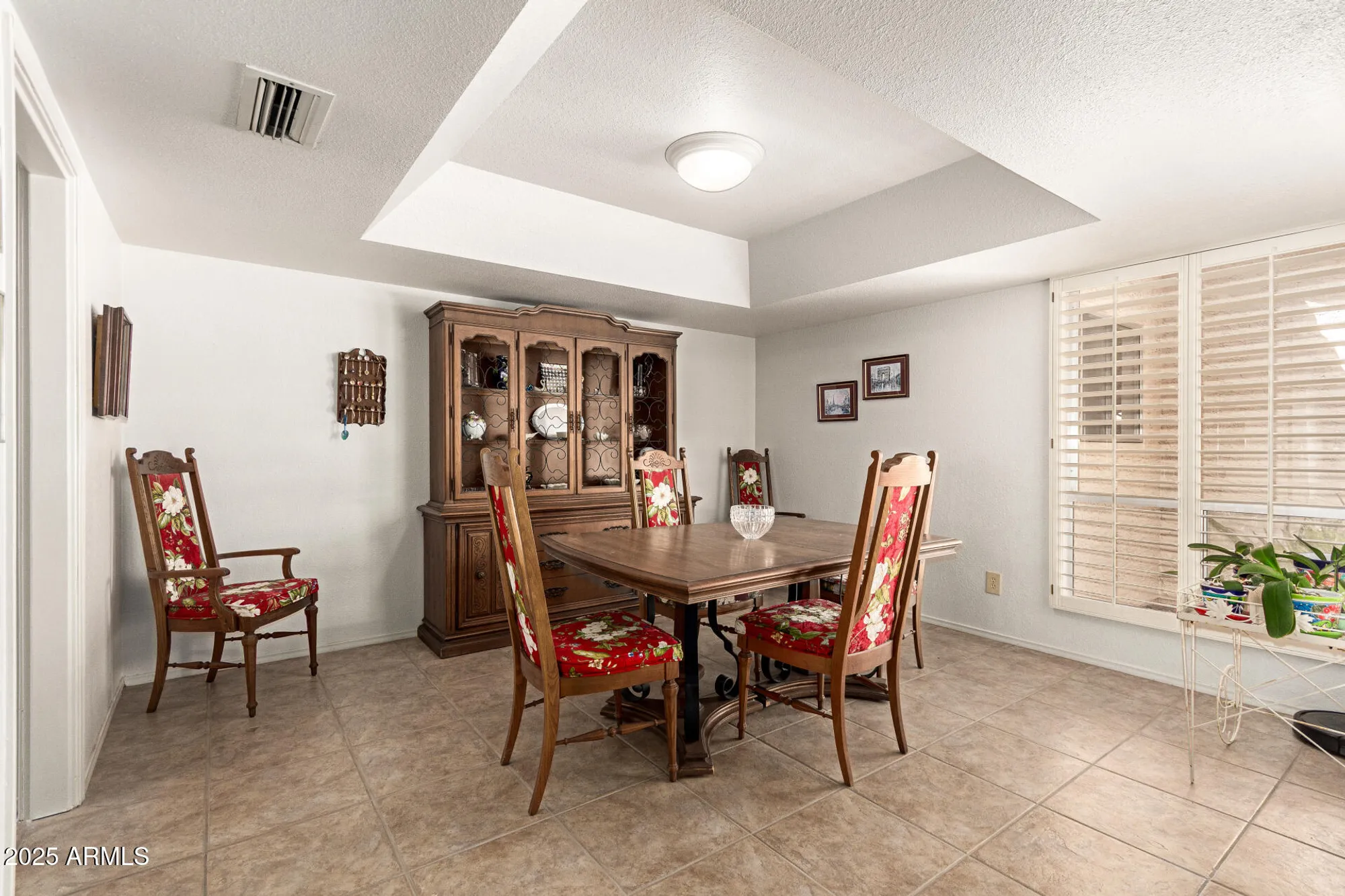 Property Slideshow image 7 of 38 | 10521 e flintlock dr, Sun Lakes, AZ, 85248
