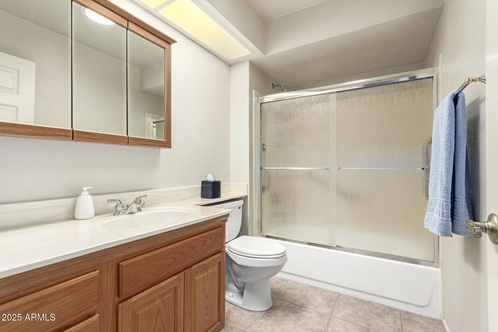 Property Slideshow image 17 of 38 | 10521 e flintlock dr, Sun Lakes, AZ, 85248