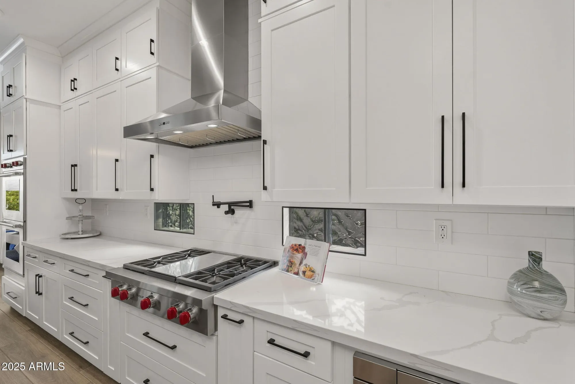 Property Slideshow image 9 of 64 | 41306 n bent creek way, Phoenix, AZ, 85086