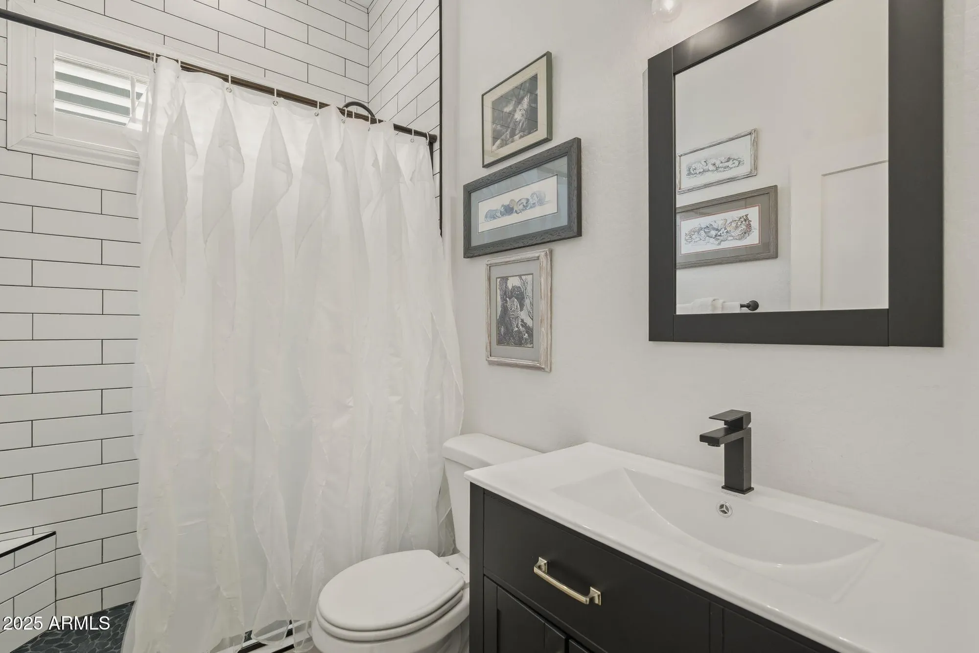 Property Slideshow image 24 of 64 | 41306 n bent creek way, Phoenix, AZ, 85086