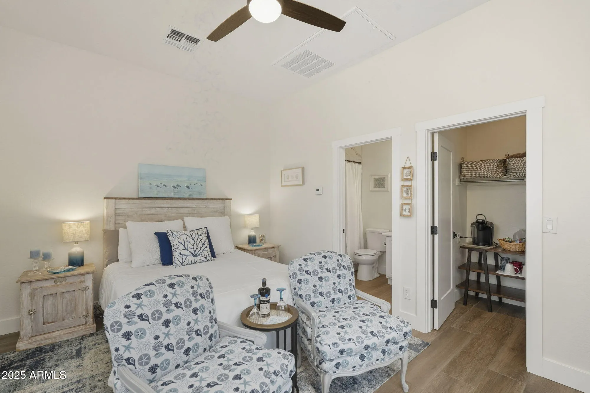 Property Slideshow image 26 of 64 | 41306 n bent creek way, Phoenix, AZ, 85086