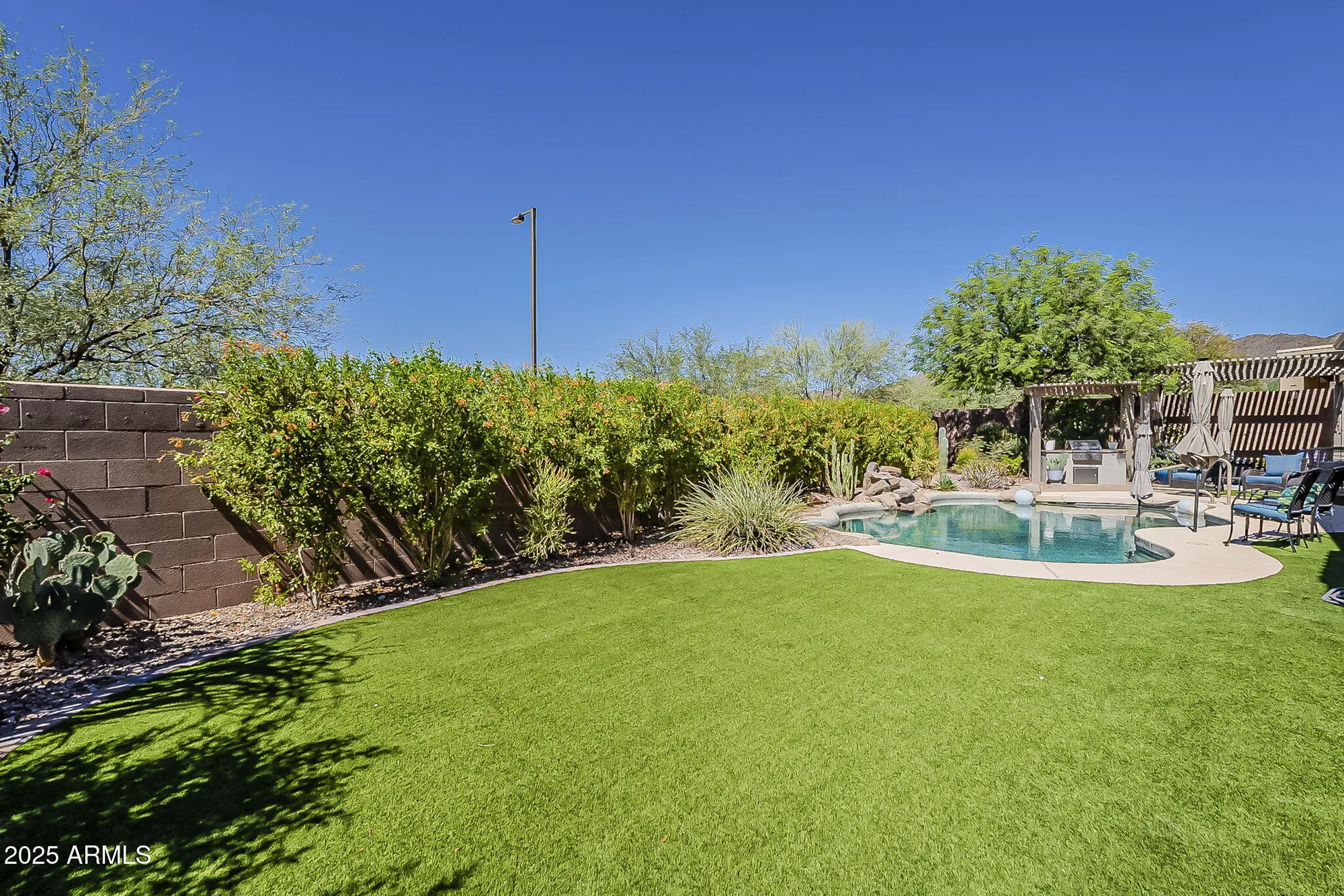 Property Slideshow image 38 of 64 | 41306 n bent creek way, Phoenix, AZ, 85086