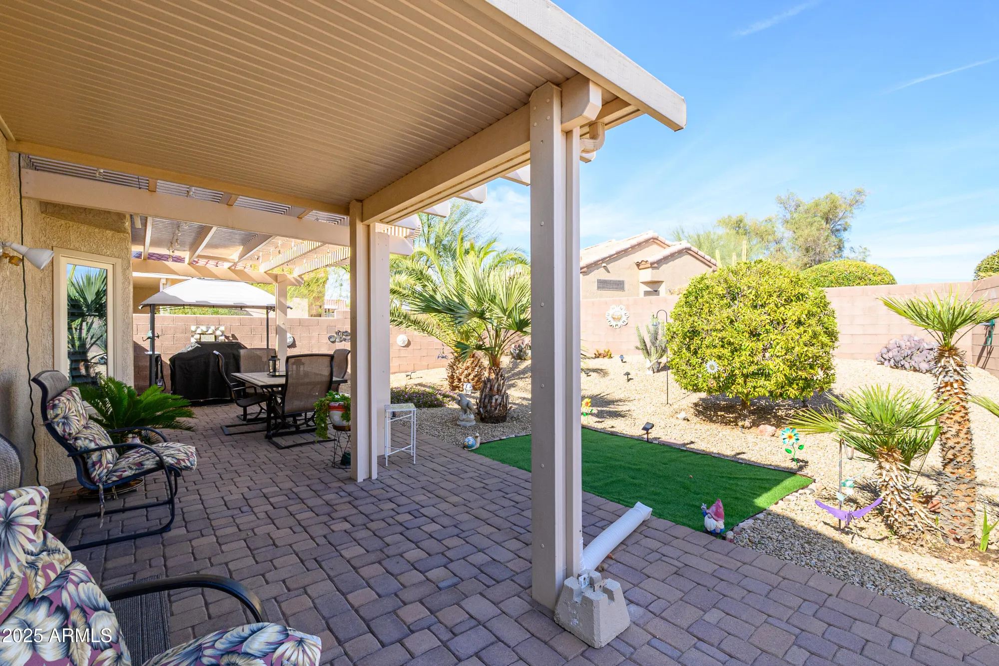 Property Slideshow image 4 of 25 | 15770 w remington dr, Surprise, AZ, 85374