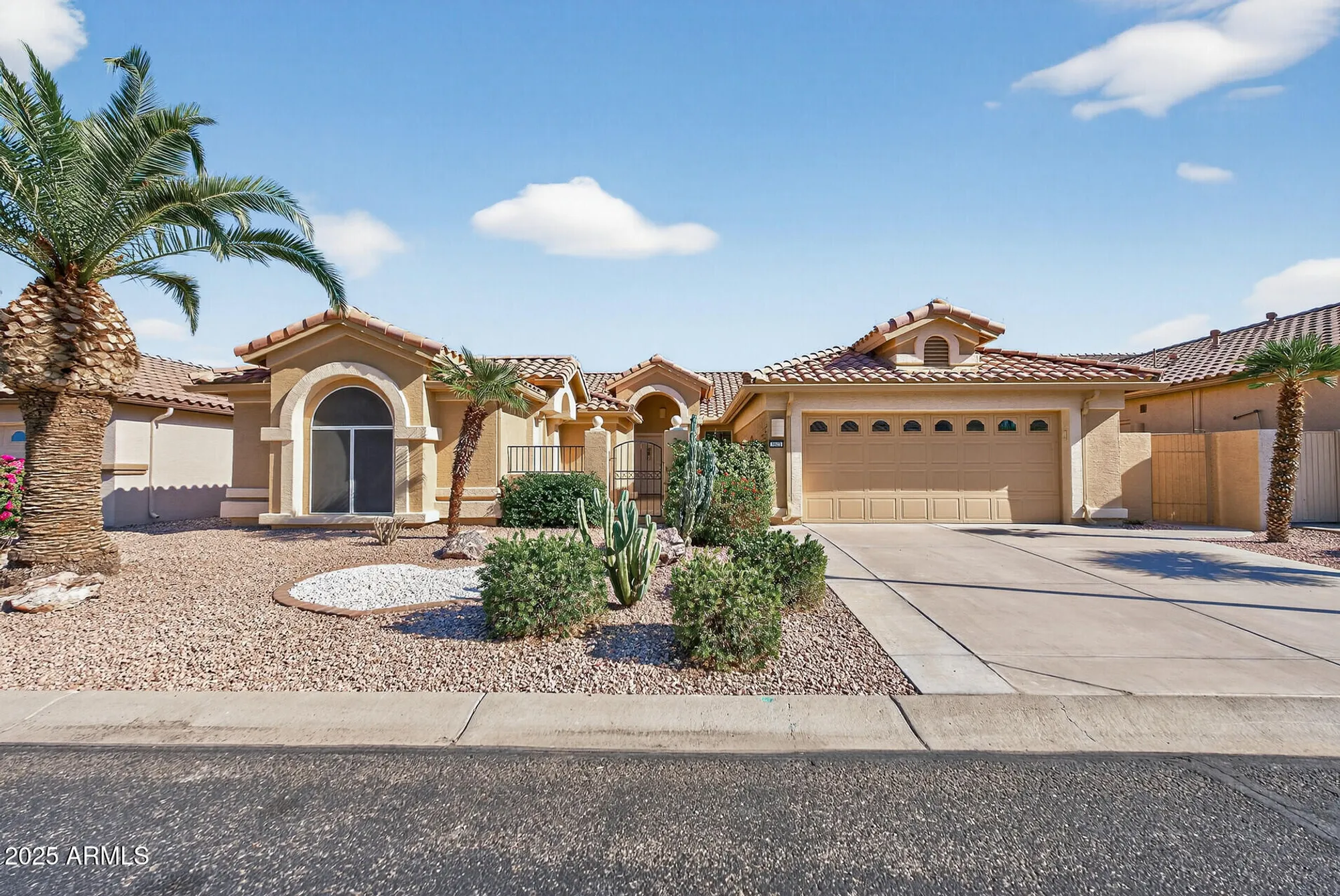 Property Slideshow image 5 of 63 | 3533 n 159th ln, Goodyear, AZ, 85395