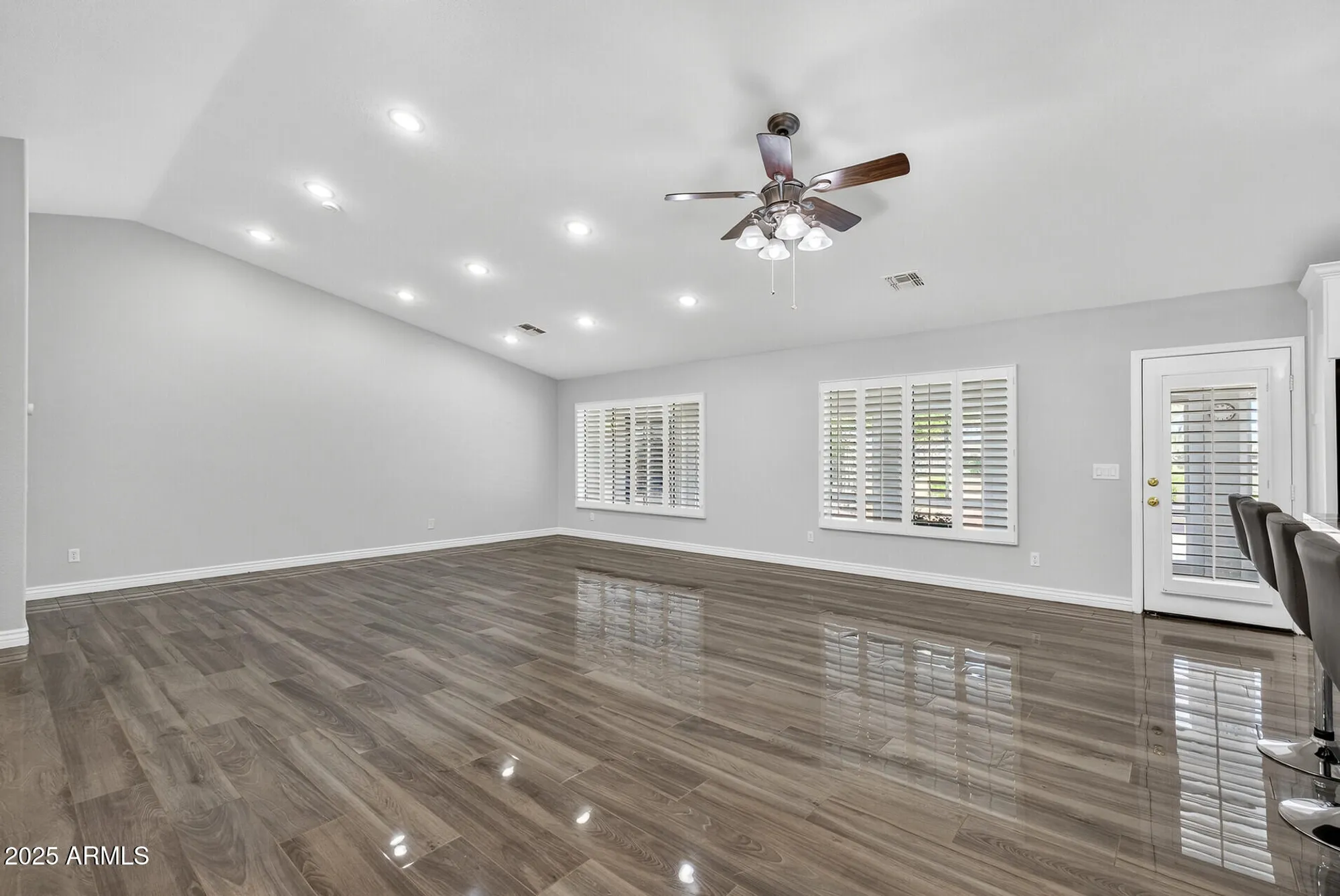 Property Slideshow image 10 of 63 | 3533 n 159th ln, Goodyear, AZ, 85395