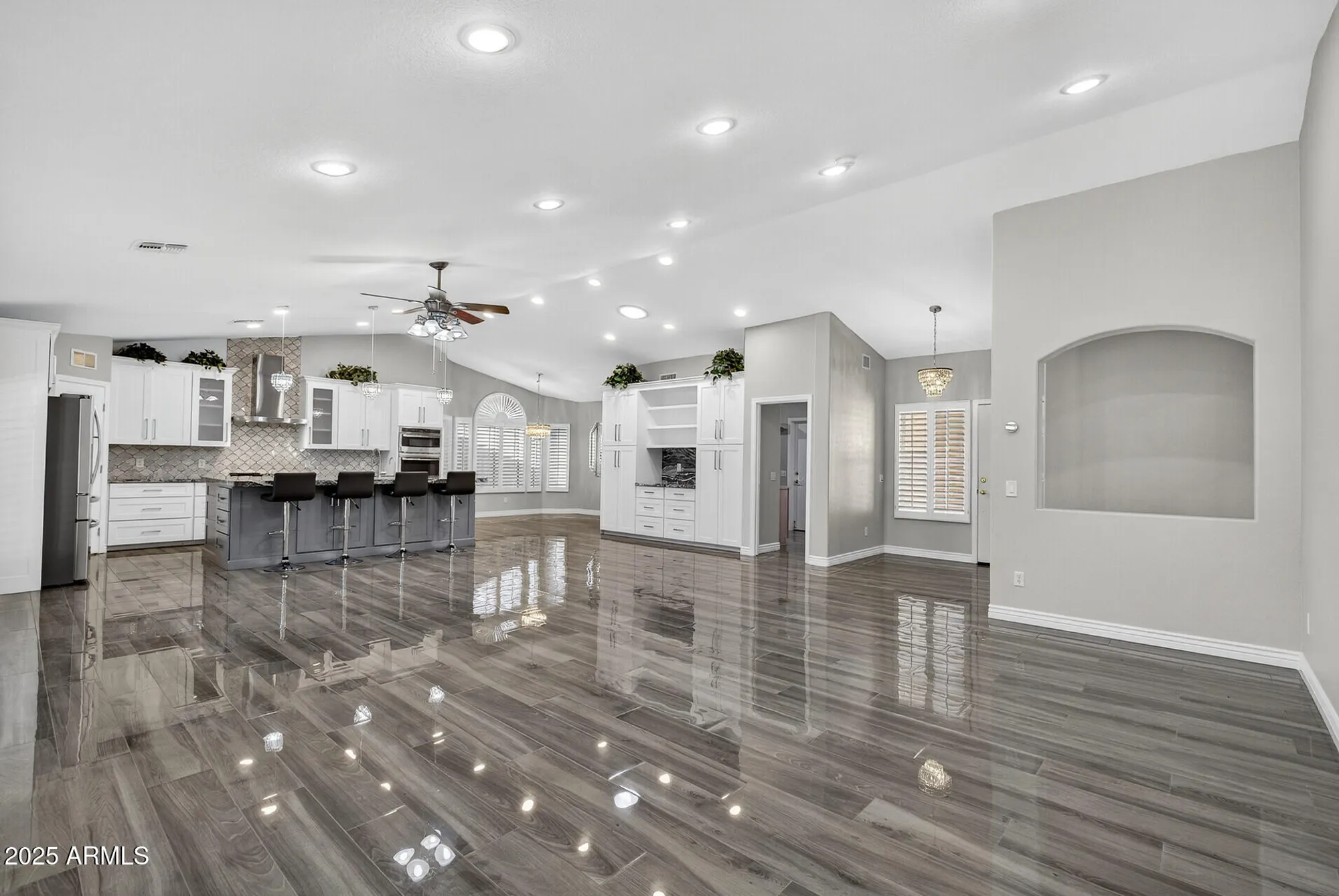 Property Slideshow image 13 of 63 | 3533 n 159th ln, Goodyear, AZ, 85395