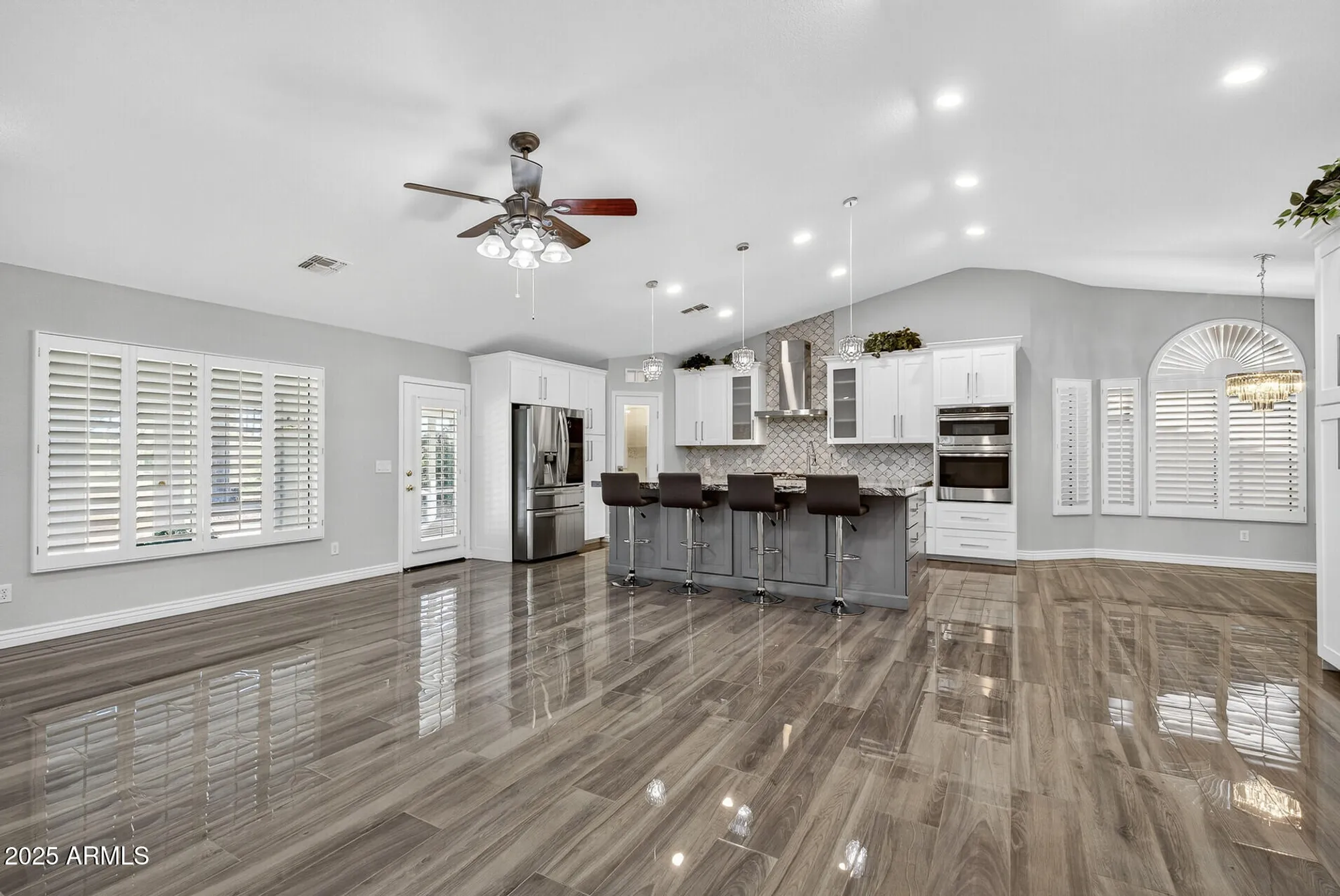 Property Slideshow image 14 of 63 | 3533 n 159th ln, Goodyear, AZ, 85395