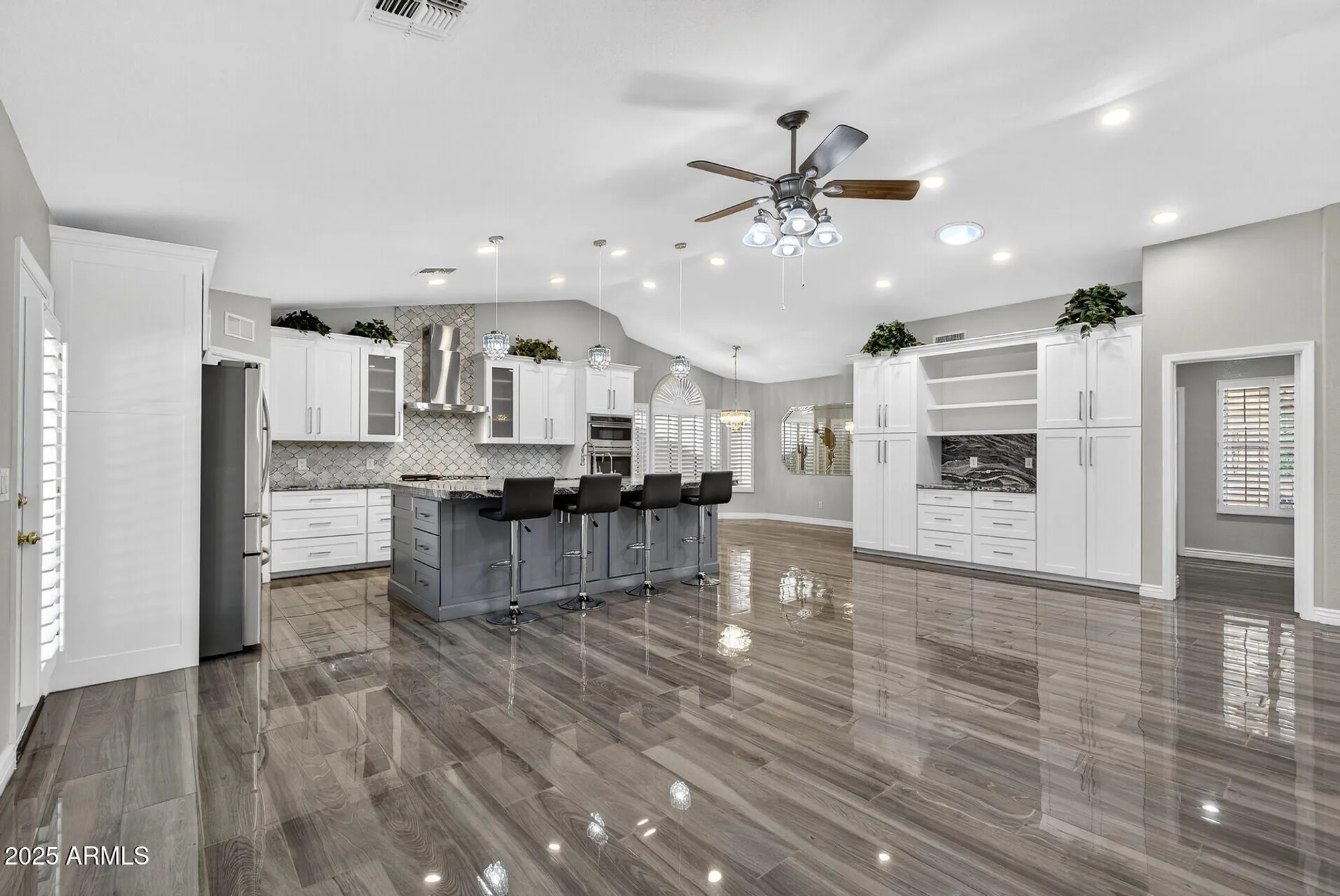 Property Slideshow image 15 of 63 | 3533 n 159th ln, Goodyear, AZ, 85395