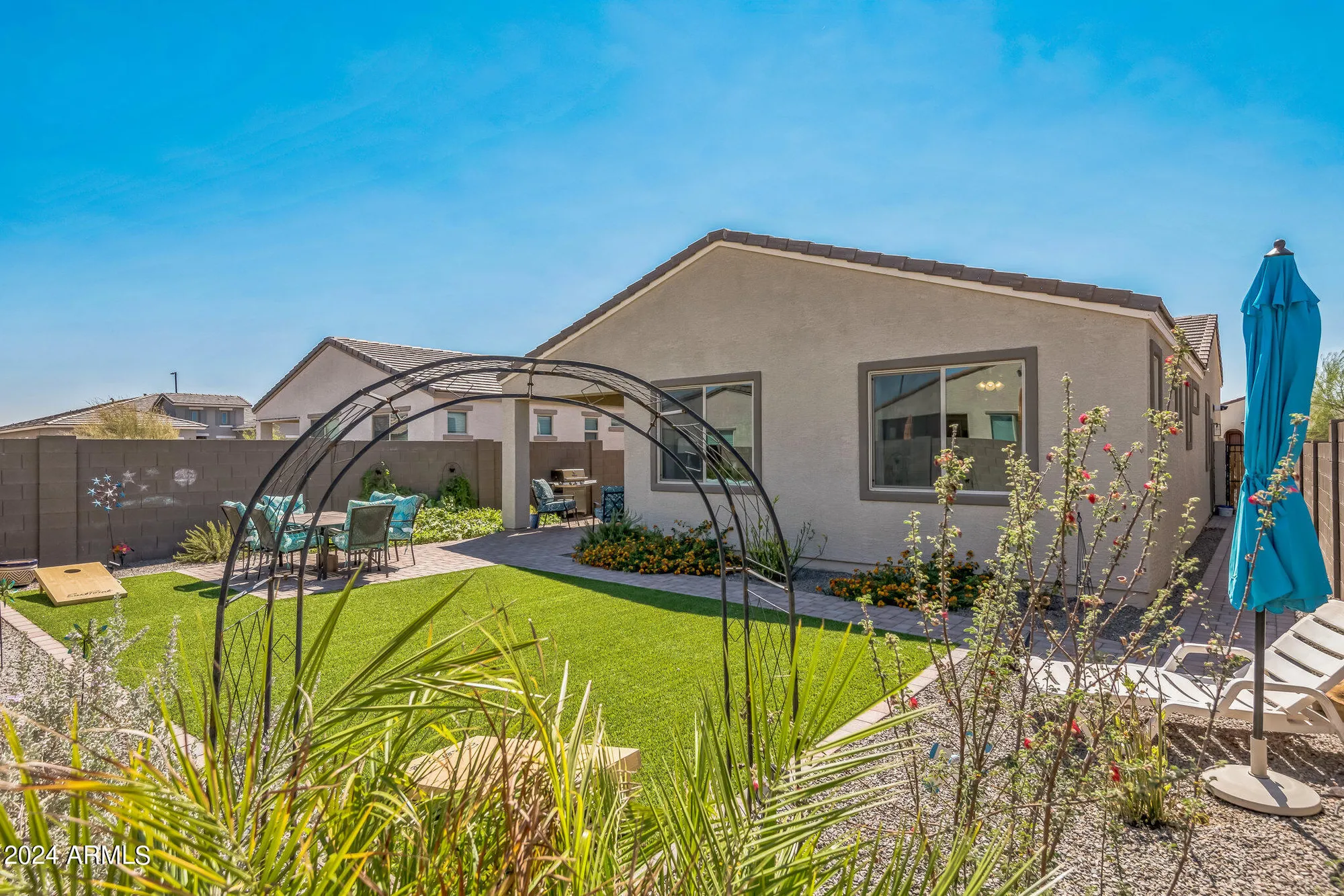 Property Slideshow image 8 of 15 | 18014 w muirwood dr, Goodyear, AZ, 85338