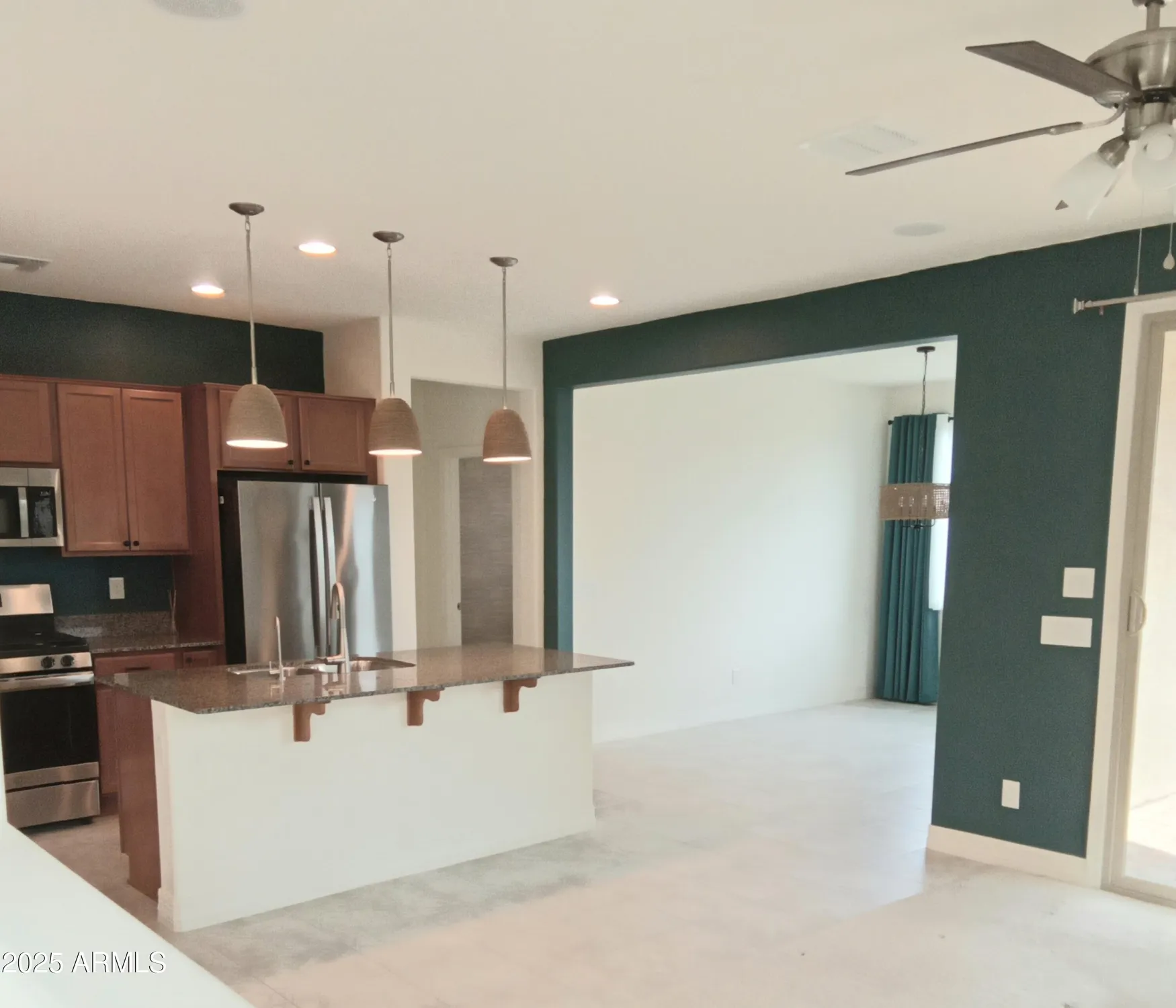 Property Slideshow image 12 of 15 | 18014 w muirwood dr, Goodyear, AZ, 85338