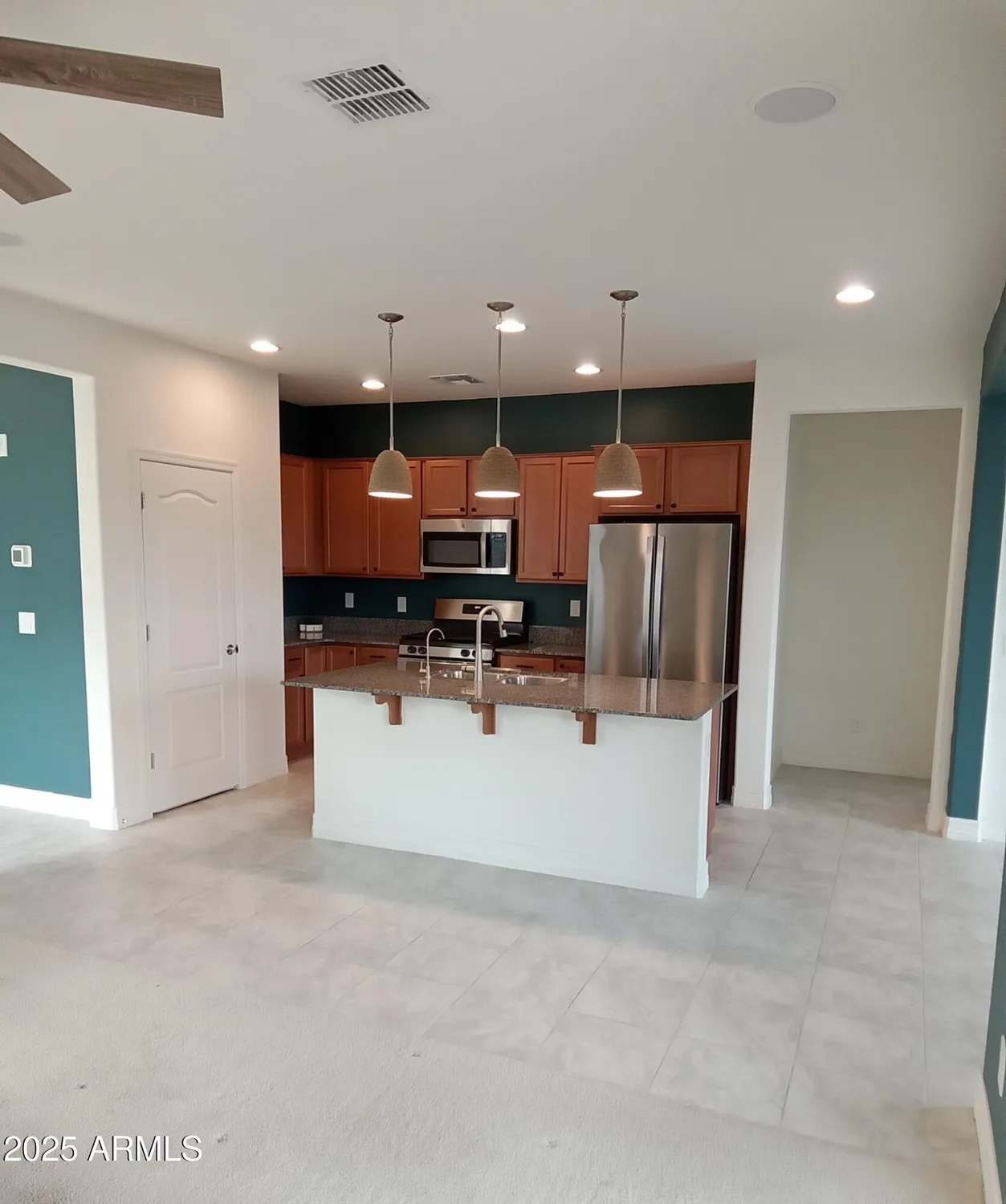 Property Slideshow image 13 of 15 | 18014 w muirwood dr, Goodyear, AZ, 85338