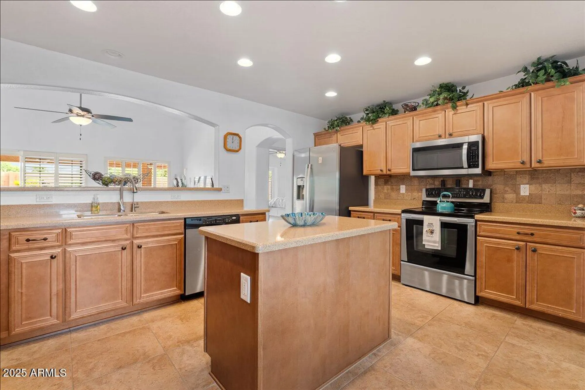 Property Slideshow image 28 of 37 | 2517 e fiesta dr, Casa Grande, AZ, 85194