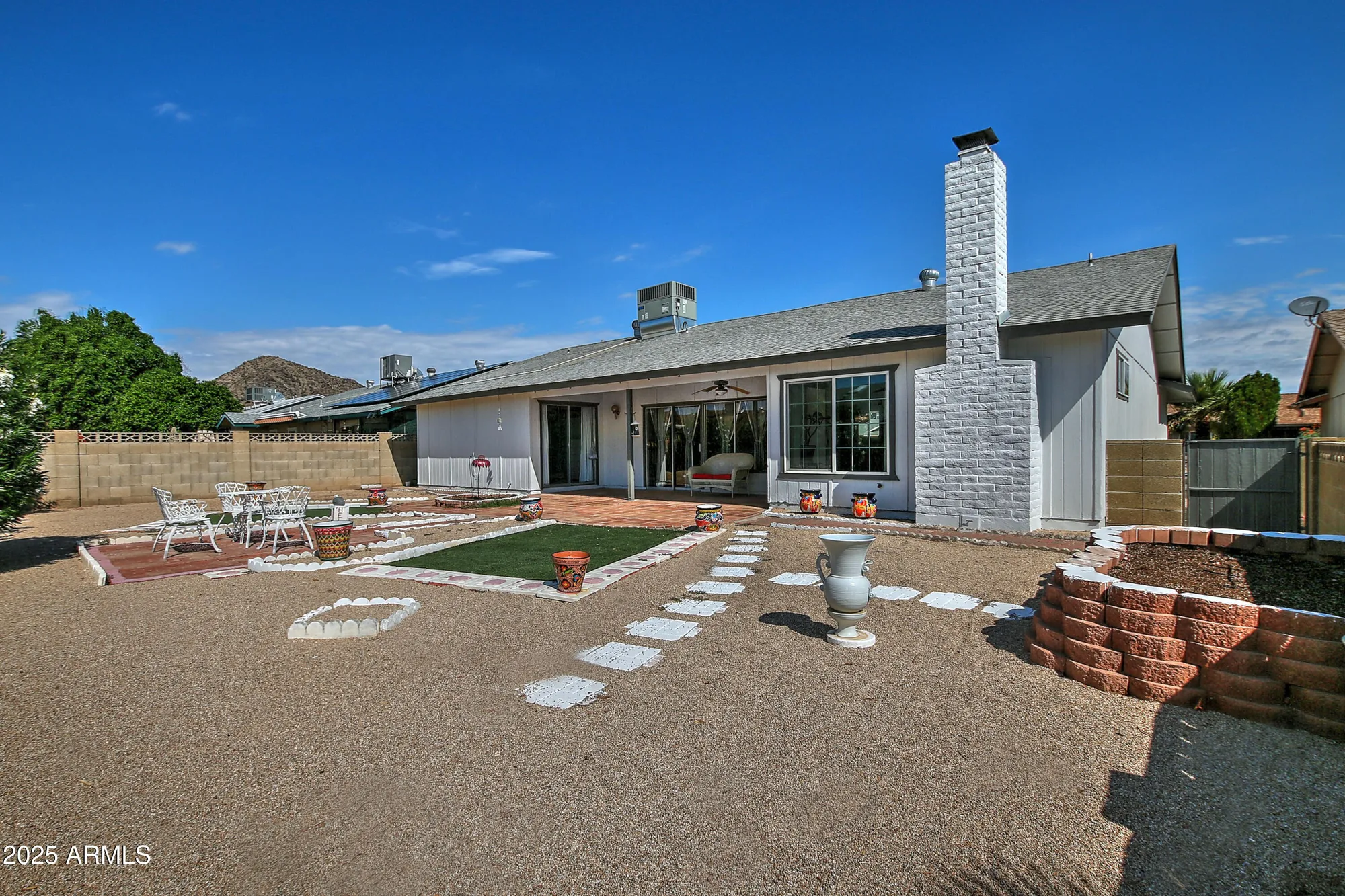 Property Slideshow image 17 of 19 | 4301 e sacaton st, Phoenix, AZ, 85044