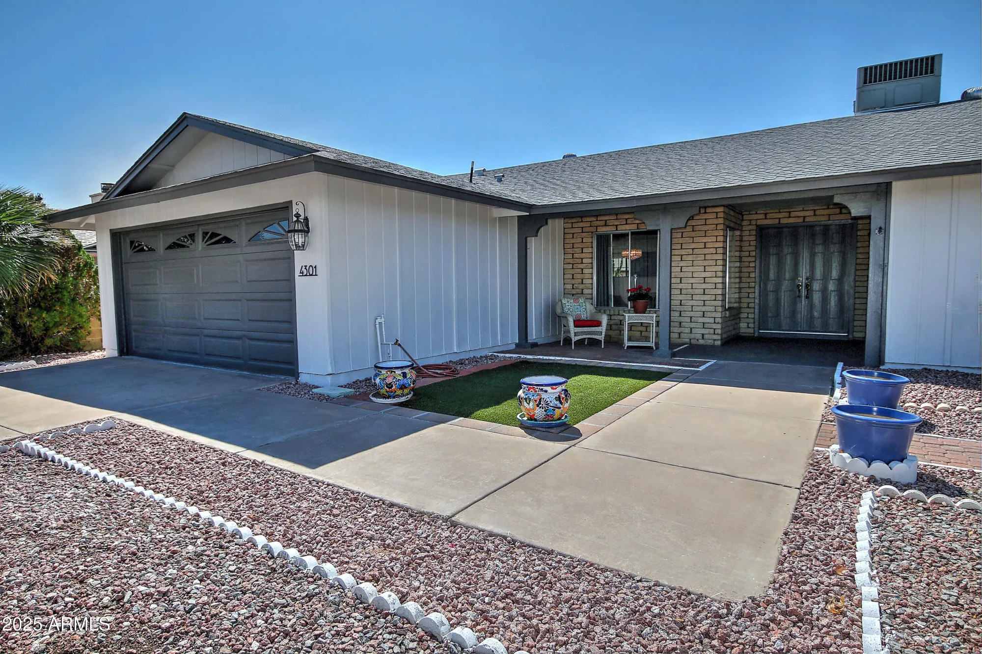 Property Slideshow image 2 of 19 | 4301 e sacaton st, Phoenix, AZ, 85044