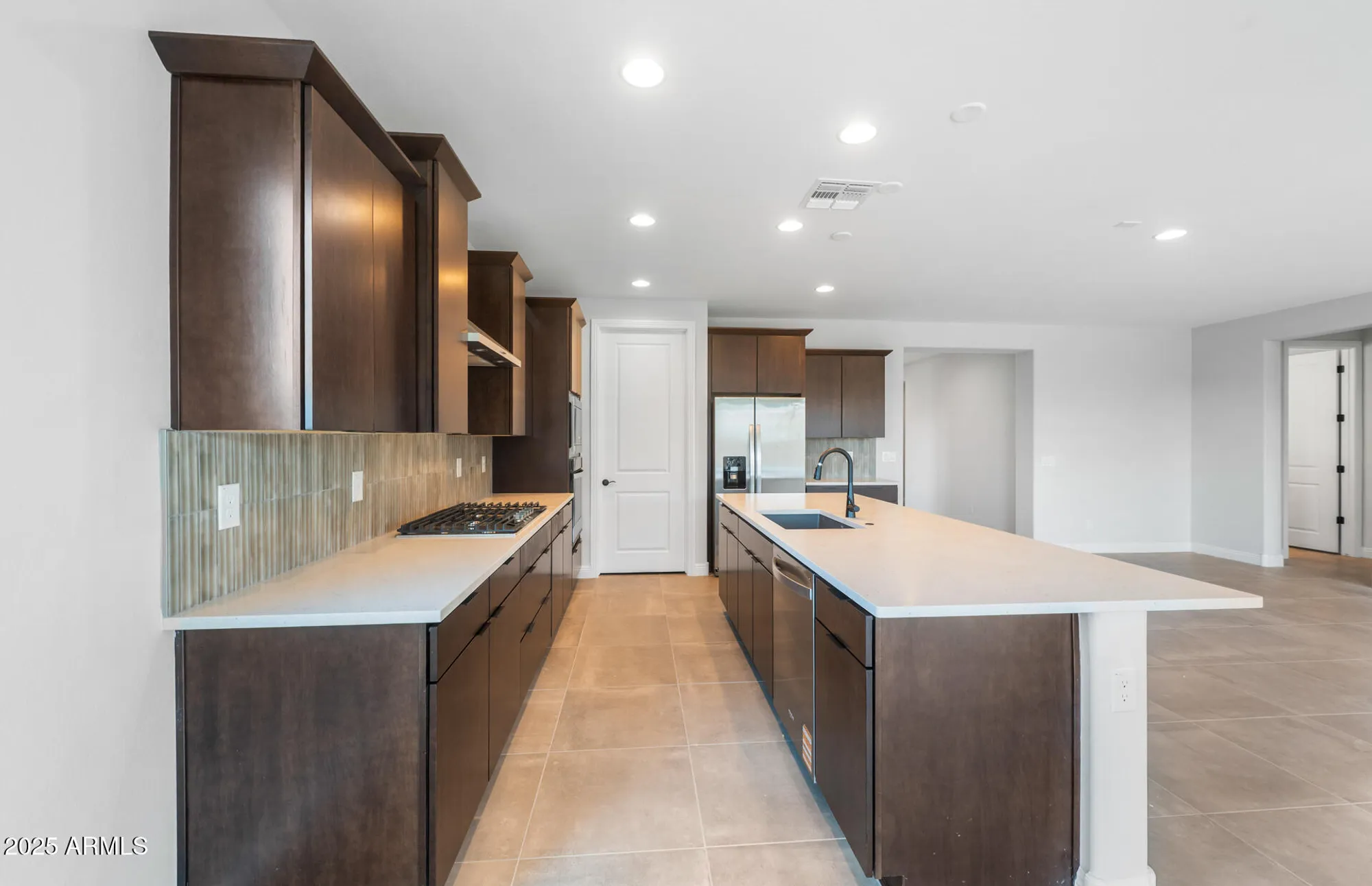 Property Slideshow image 12 of 35 | 7915 w cactus wren way, Florence, AZ, 85132