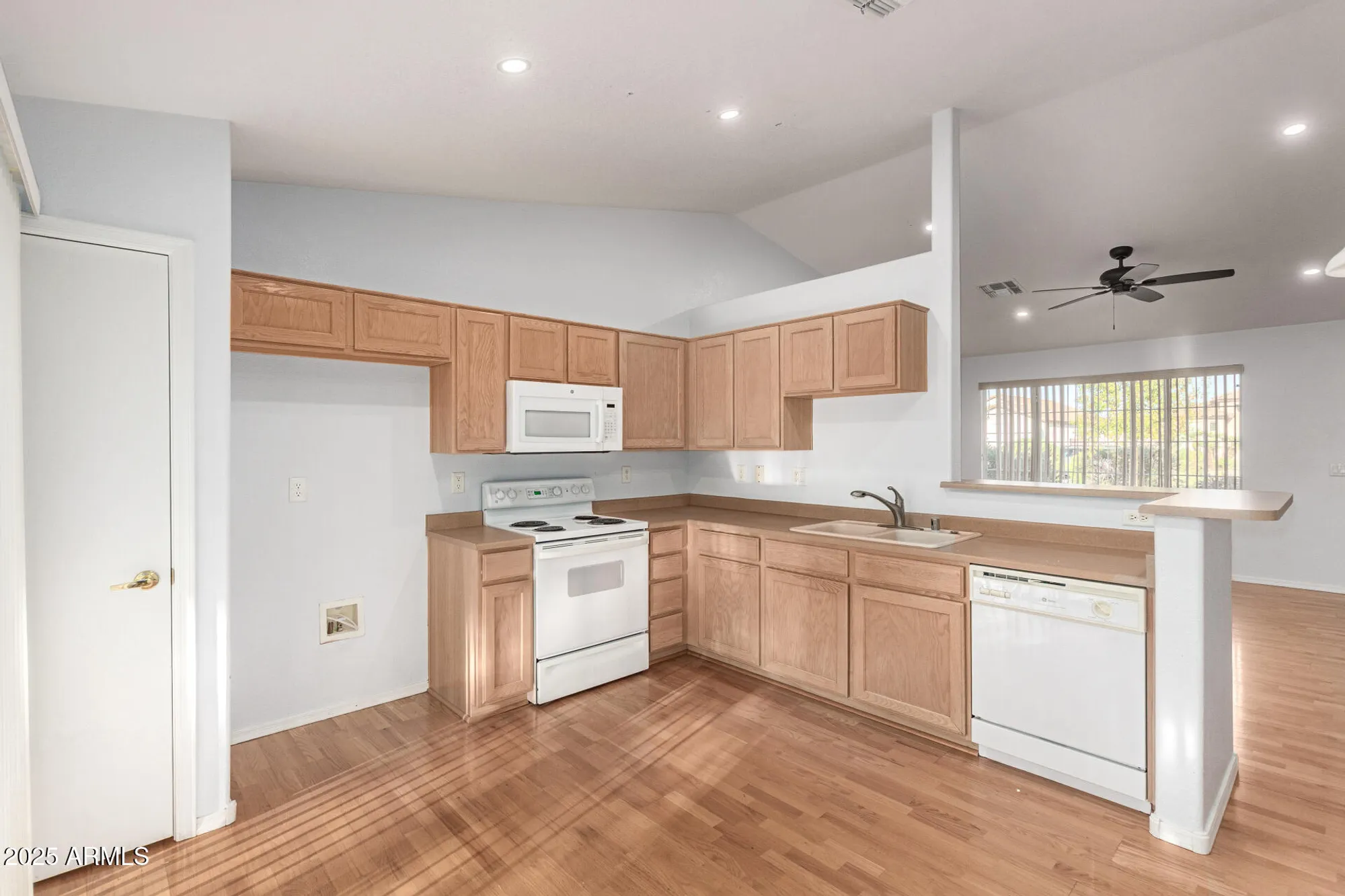 Property Slideshow image 9 of 31 | 20670 n 105th dr, Peoria, AZ, 85382