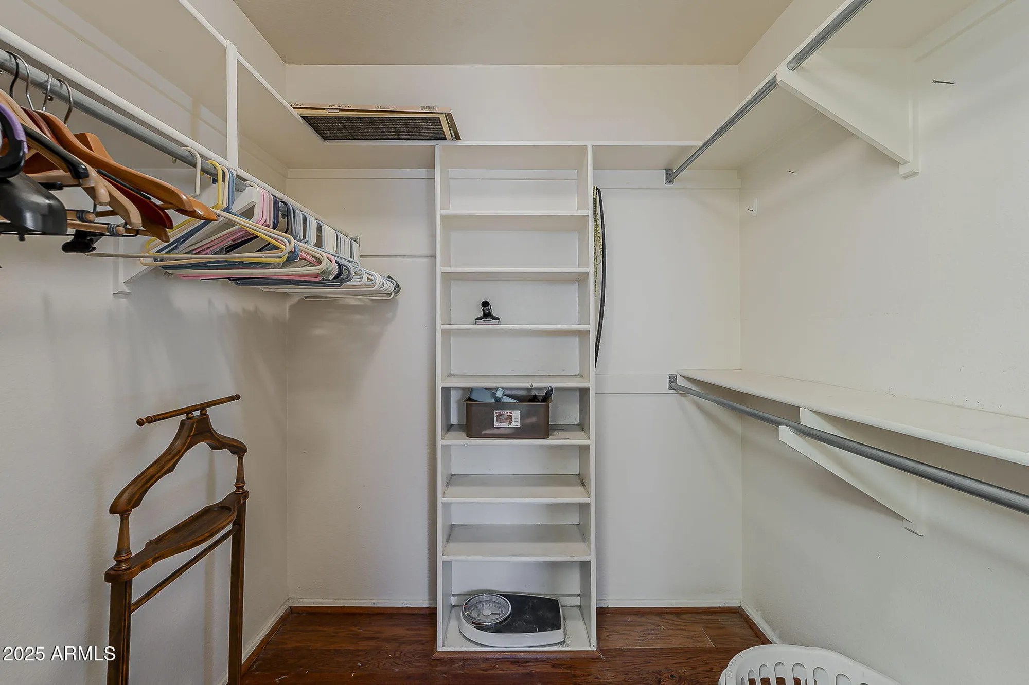 Property Slideshow image 19 of 34 | 7941 e navarro ave, Mesa, AZ, 85209