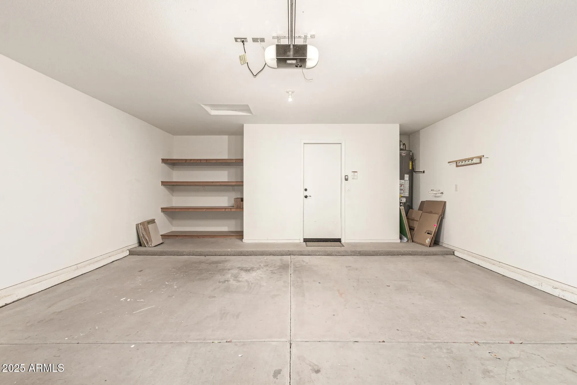 Property Slideshow image 24 of 31 | 20670 n 105th dr, Peoria, AZ, 85382