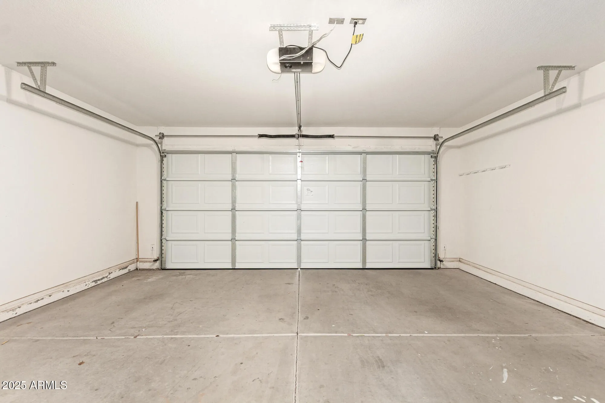 Property Slideshow image 25 of 31 | 20670 n 105th dr, Peoria, AZ, 85382