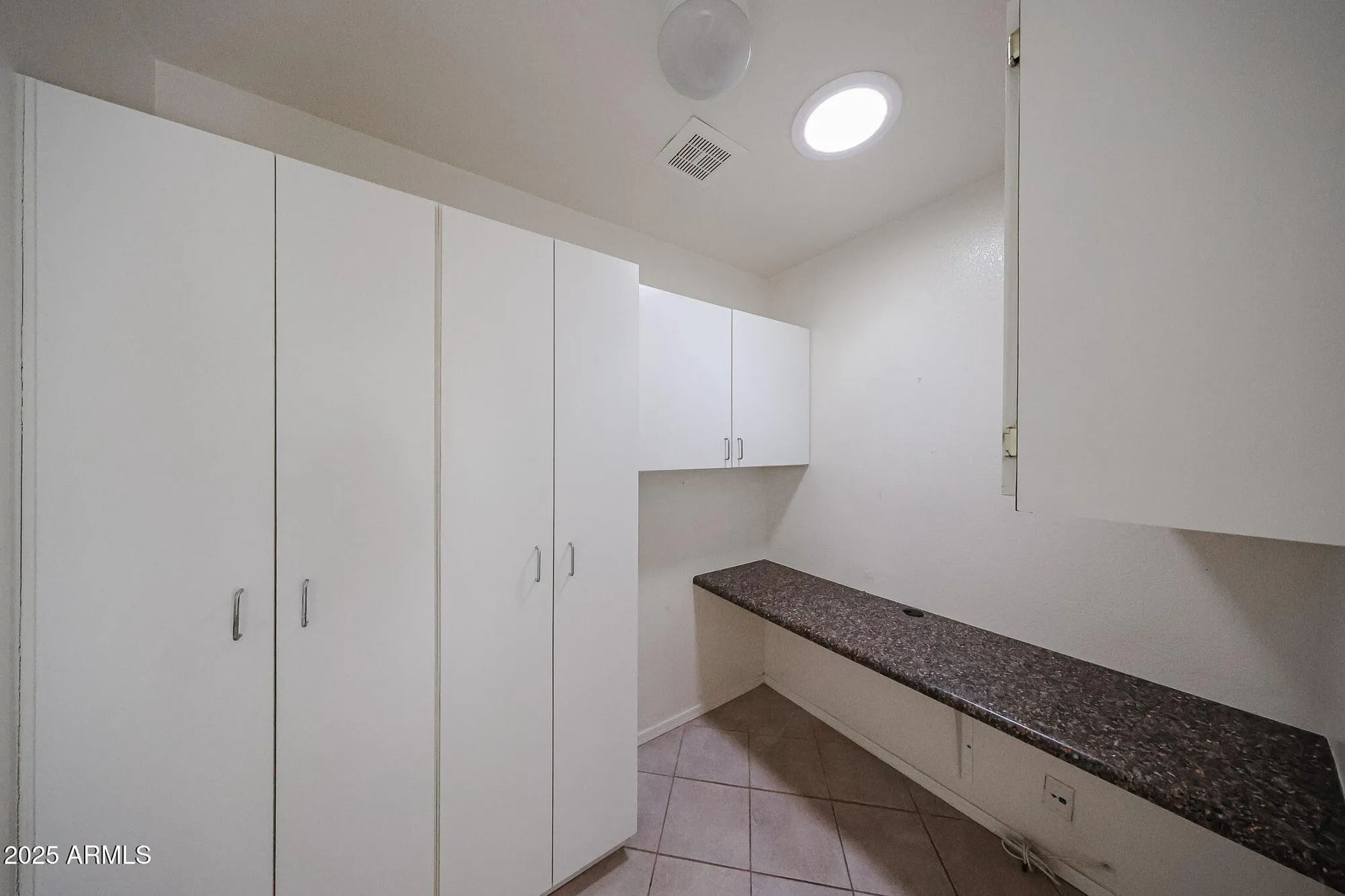 Property Slideshow image 24 of 38 | 6926 s oakmont dr, Chandler, AZ, 85249