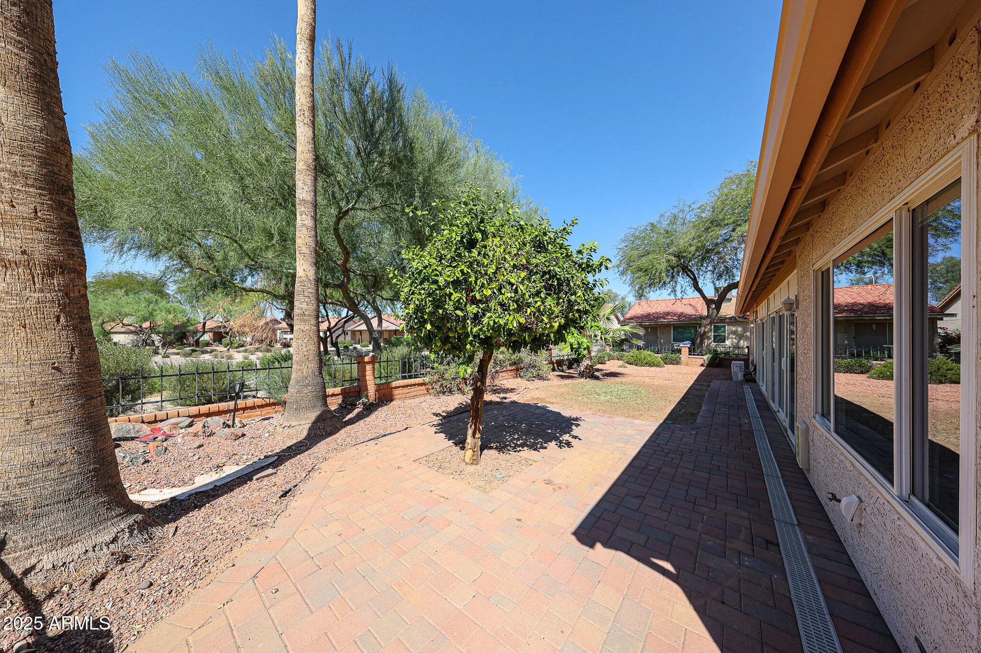 Property Slideshow image 31 of 38 | 6926 s oakmont dr, Chandler, AZ, 85249