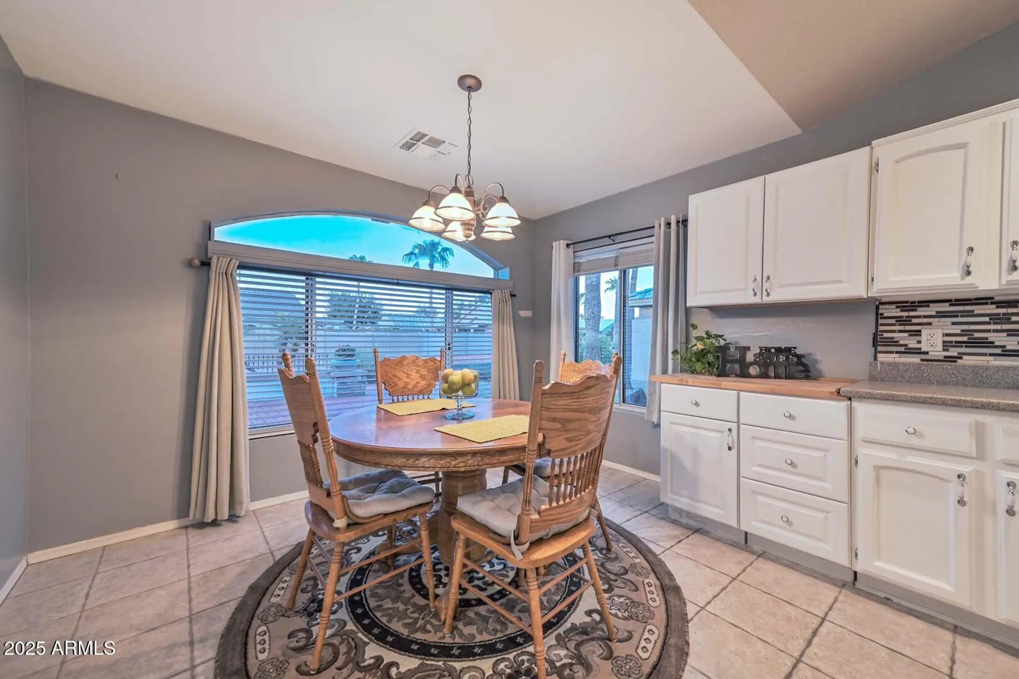 Property Slideshow image 15 of 60 | 15055 w catalina dr, Goodyear, AZ, 85395