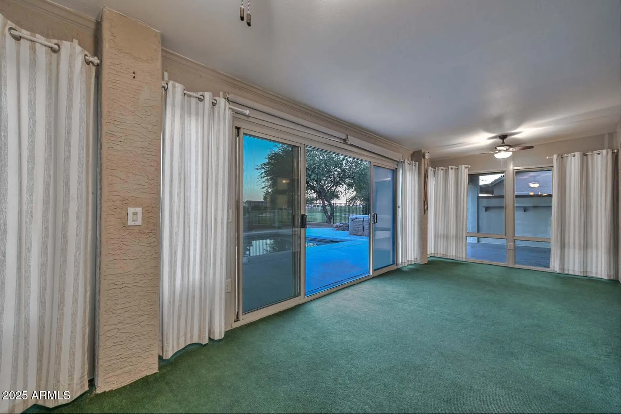 Property Slideshow image 8 of 60 | 15055 w catalina dr, Goodyear, AZ, 85395