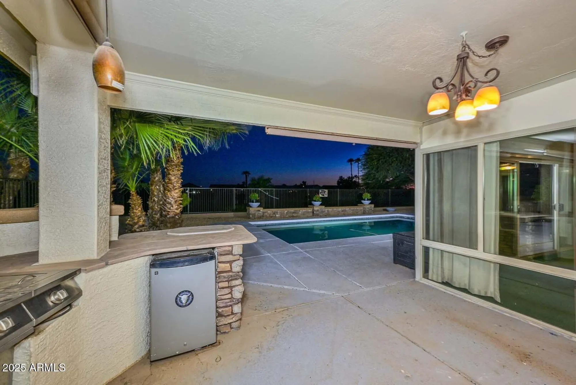 Property Slideshow image 7 of 60 | 15055 w catalina dr, Goodyear, AZ, 85395