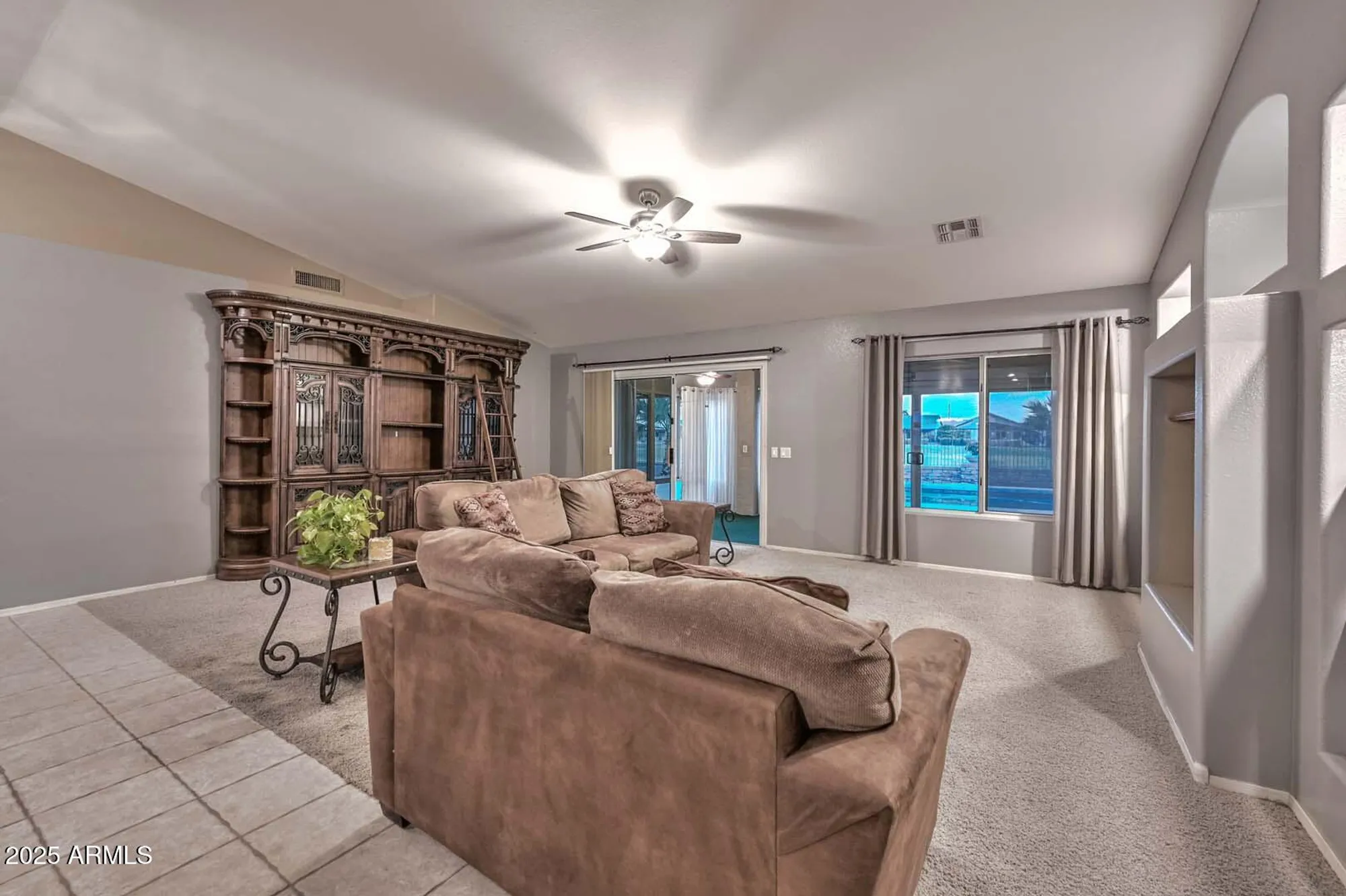 Property Slideshow image 10 of 60 | 15055 w catalina dr, Goodyear, AZ, 85395