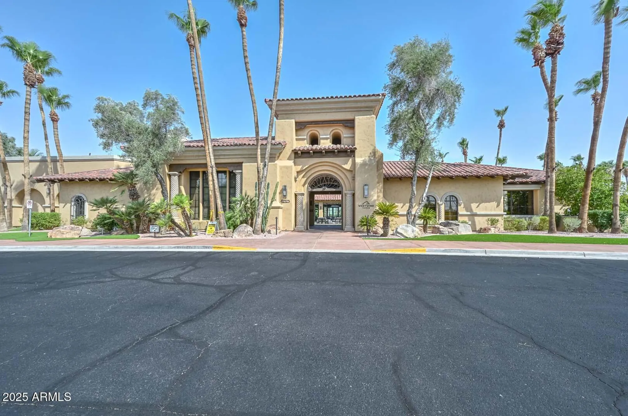 Property Slideshow image 59 of 60 | 15055 w catalina dr, Goodyear, AZ, 85395