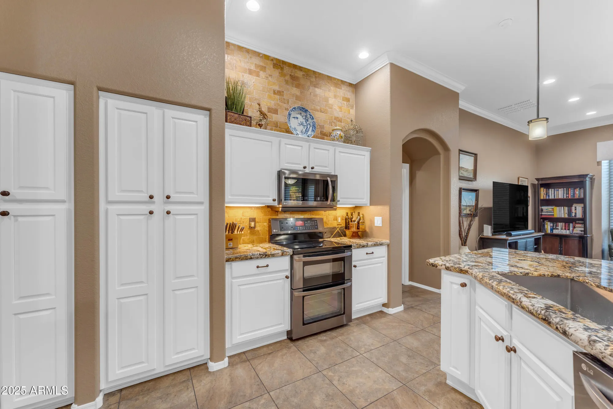 Property Slideshow image 32 of 78 | 16134 w roanoke ave, Goodyear, AZ, 85395