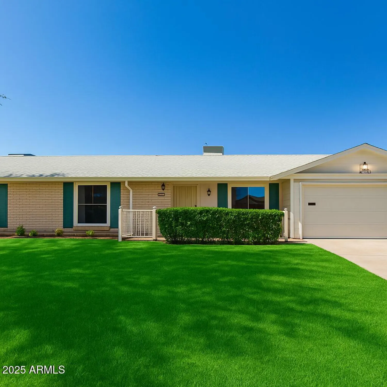 Property Slideshow image 31 of 32 | 10215 w kingswood cir, Sun City, AZ, 85351