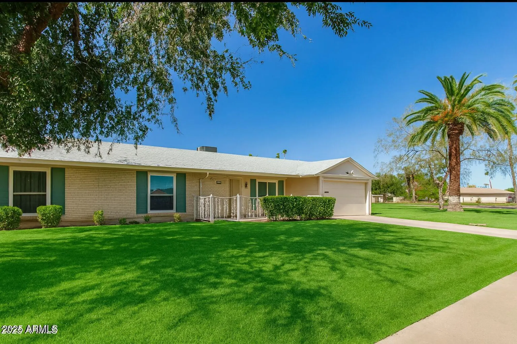 Property Slideshow image 32 of 32 | 10215 w kingswood cir, Sun City, AZ, 85351