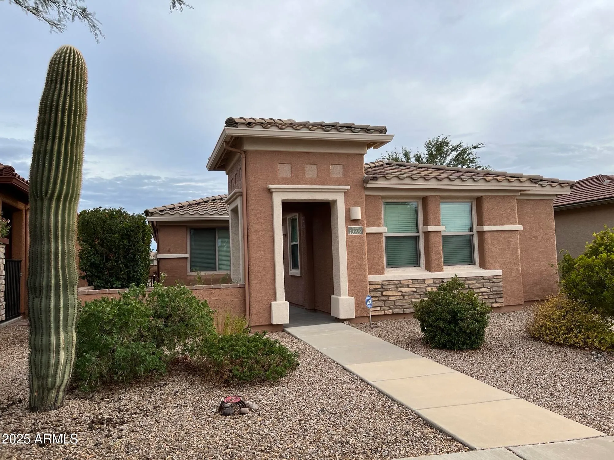 Property Slideshow image 1 of 38 | 13979 e cheavront loop, Vail, AZ, 85641