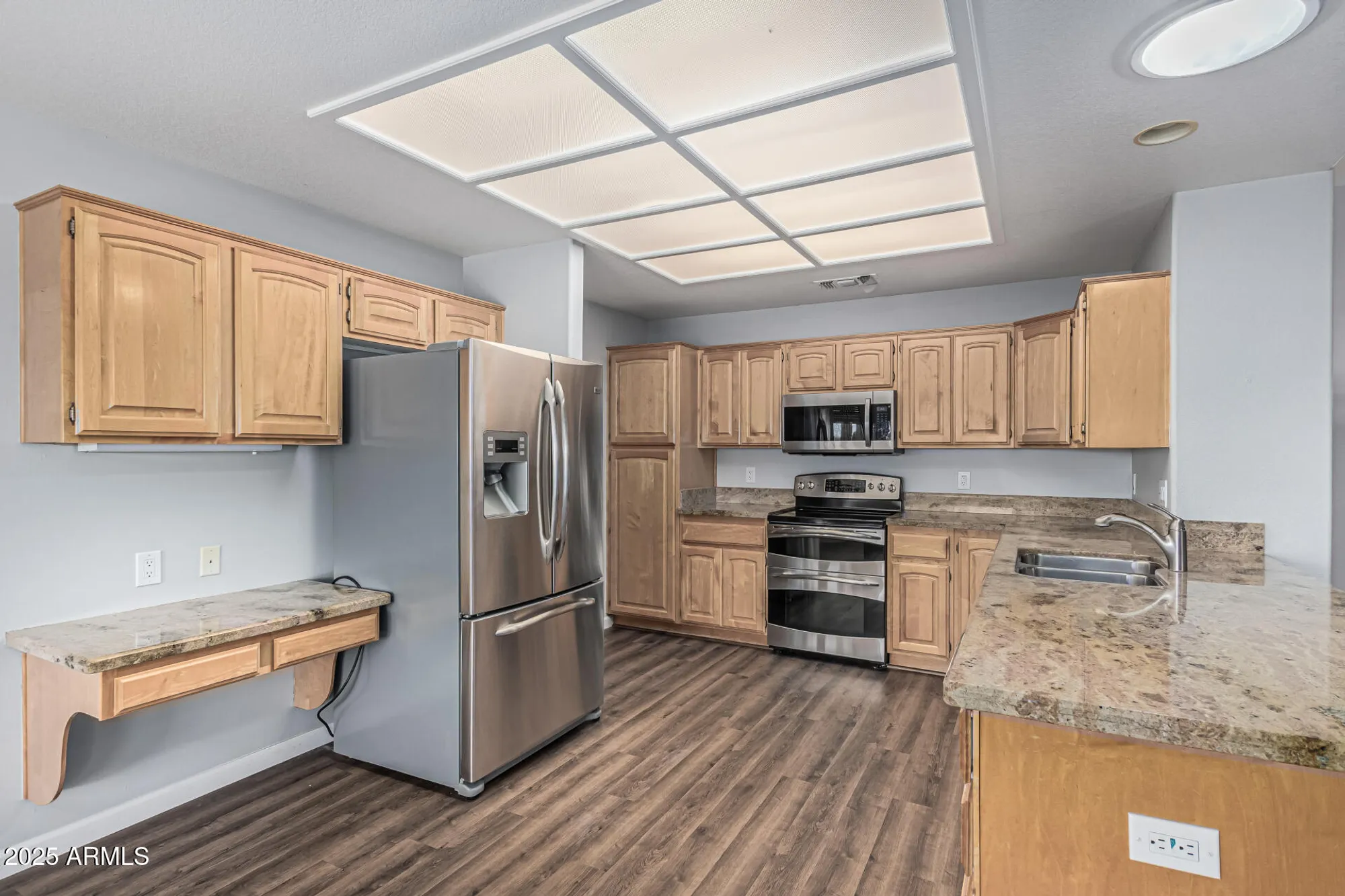 Property Slideshow image 12 of 49 | 11205 e laguna azul cir, Mesa, AZ, 85209