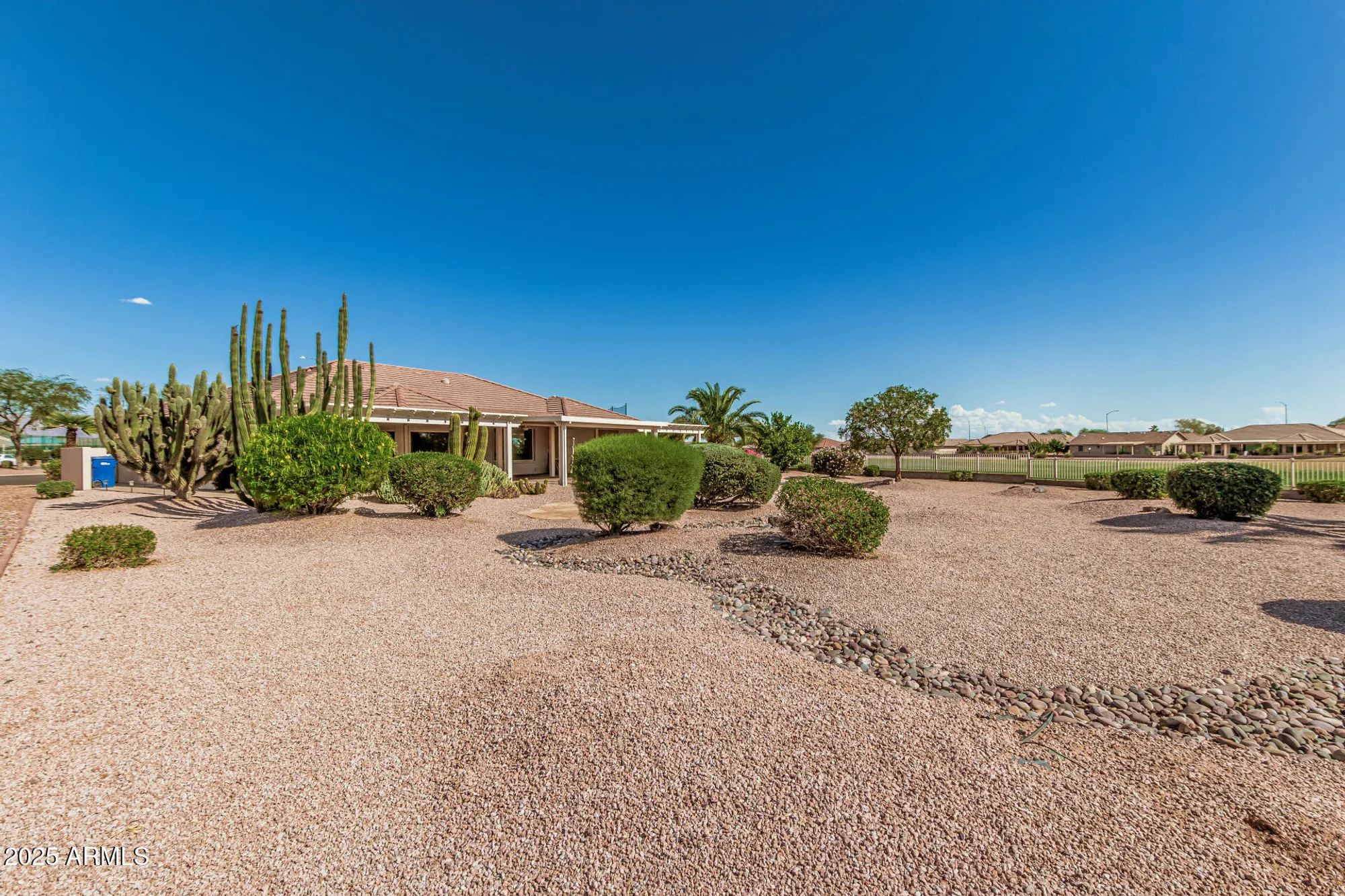 Property Slideshow image 34 of 49 | 11205 e laguna azul cir, Mesa, AZ, 85209