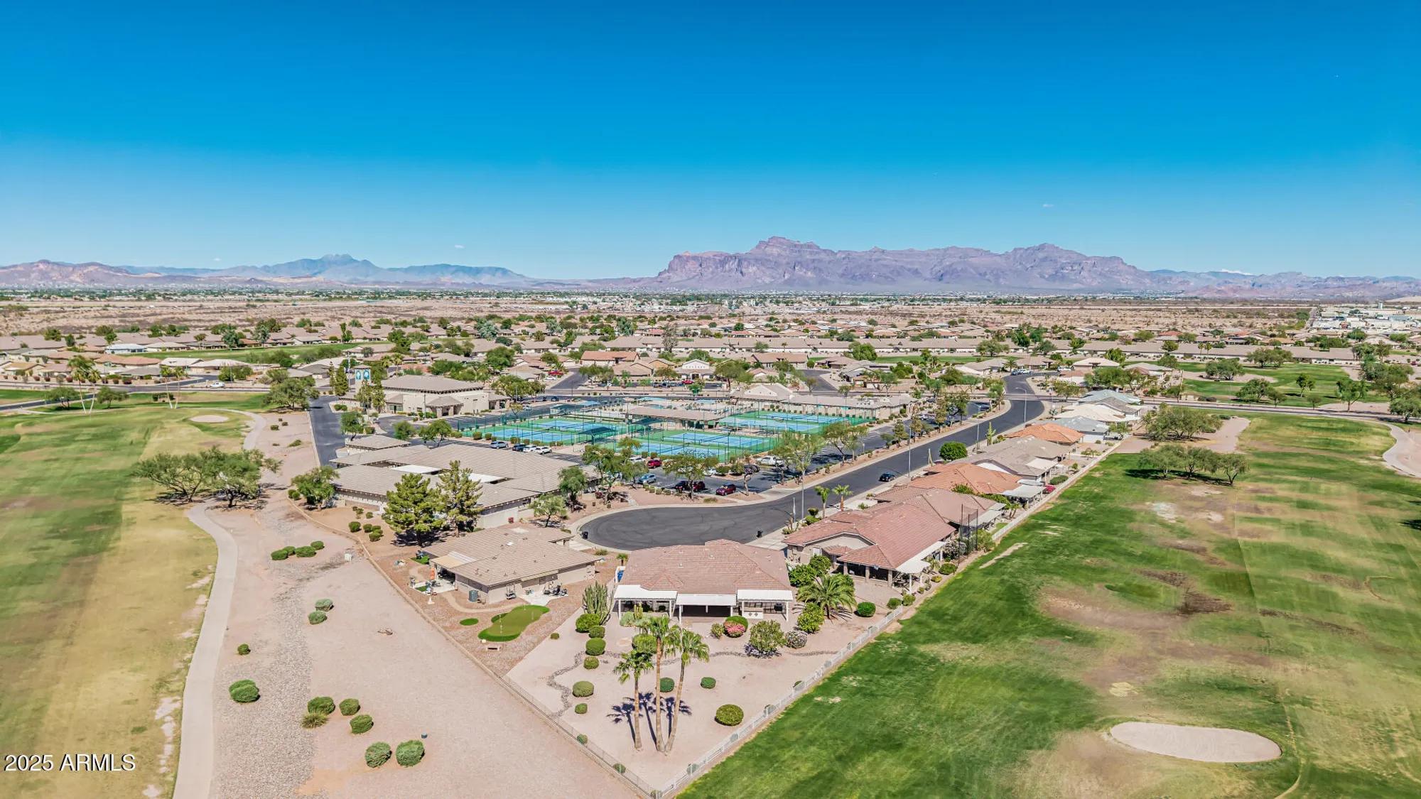 Property Slideshow image 41 of 49 | 11205 e laguna azul cir, Mesa, AZ, 85209