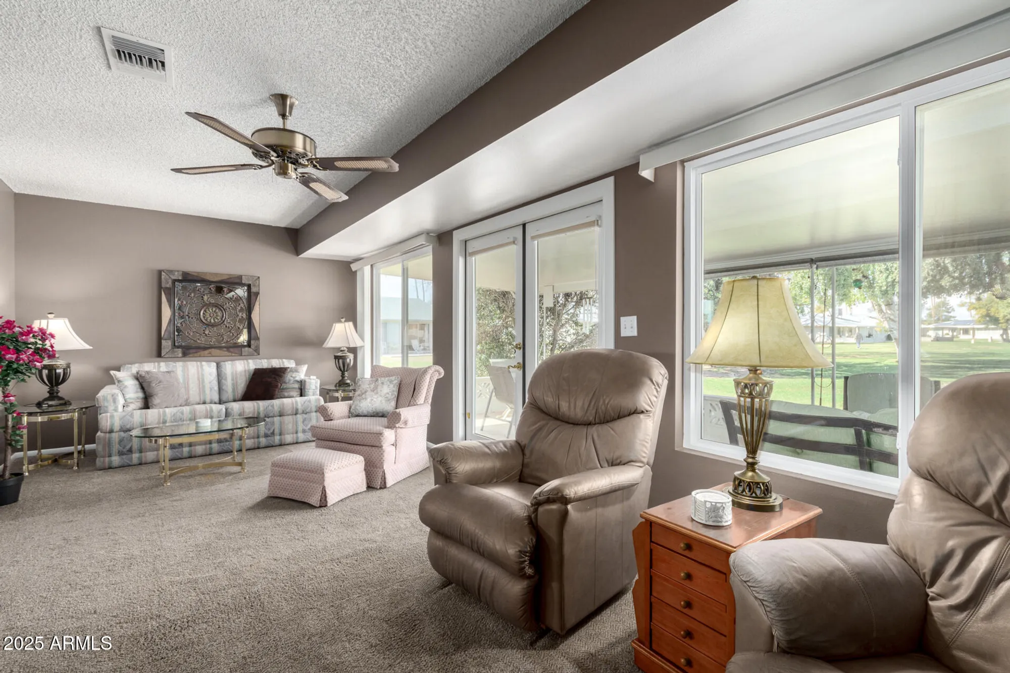 Property Slideshow image 14 of 39 | 14818 n 103rd ave, Sun City, AZ, 85351
