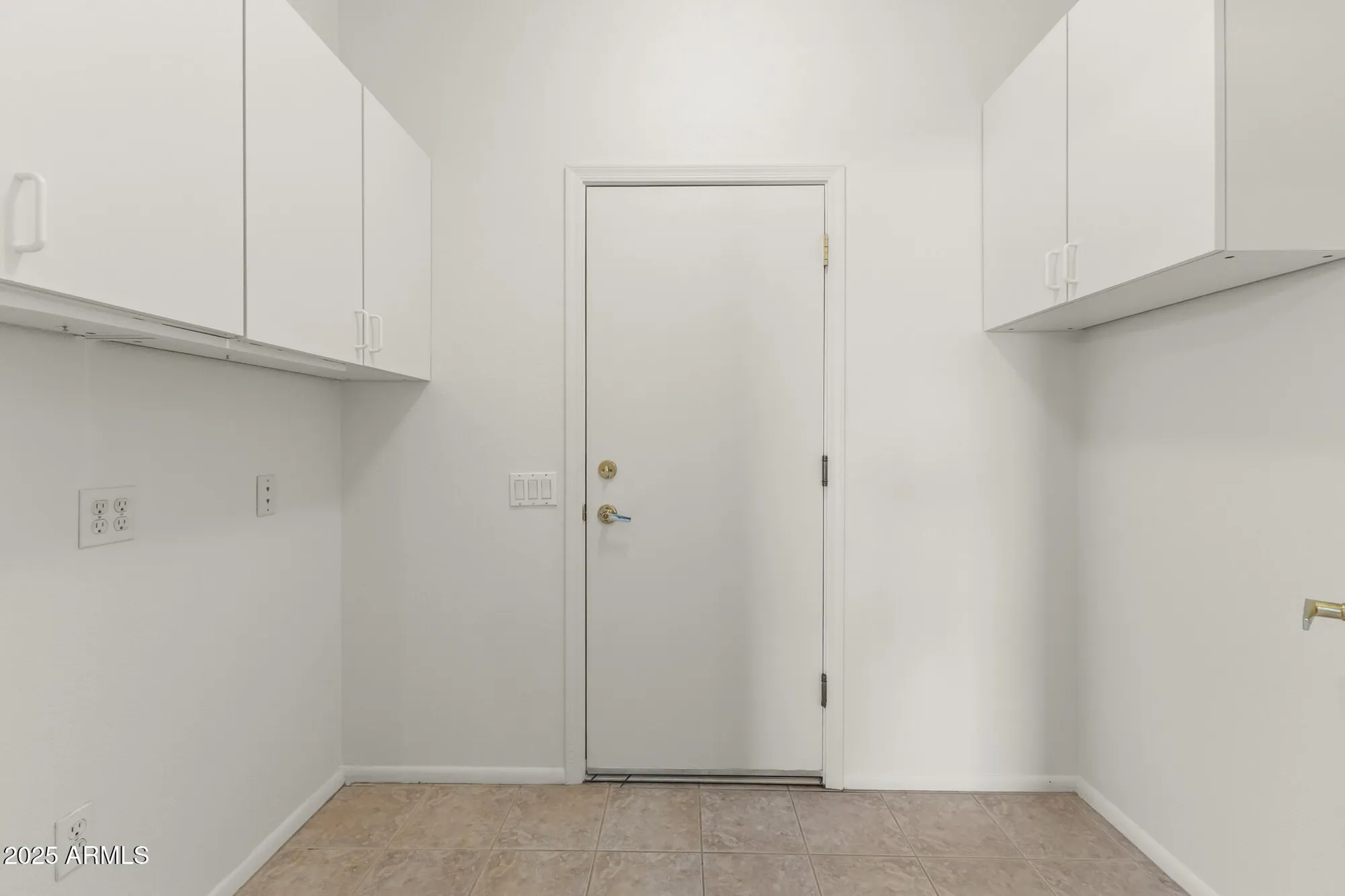 Property Slideshow image 18 of 50 | 15798 w cinnabar dr, Surprise, AZ, 85374