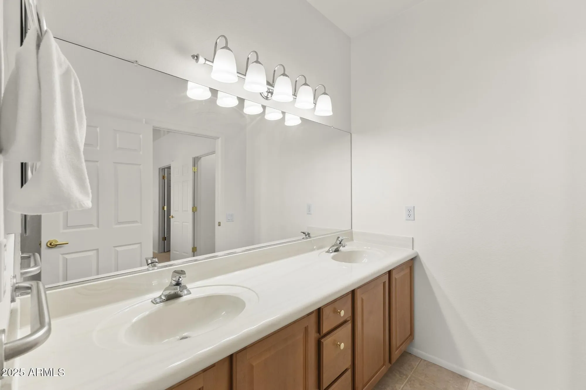 Property Slideshow image 25 of 50 | 15798 w cinnabar dr, Surprise, AZ, 85374