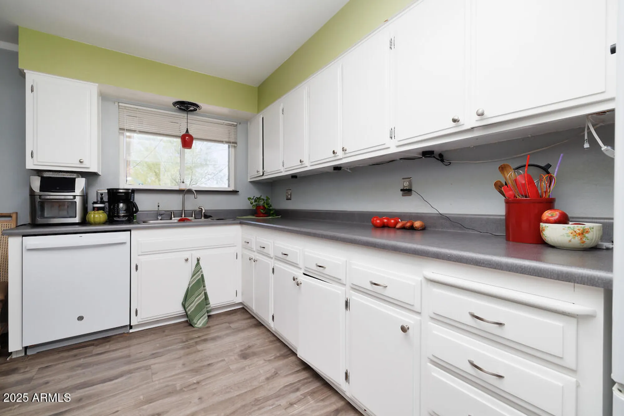 Property Slideshow image 6 of 28 | 11614 n hagen dr, Sun City, AZ, 85351