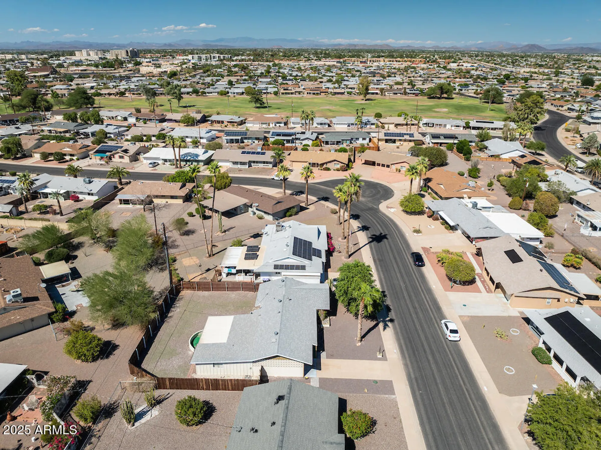 Property Slideshow image 21 of 28 | 11614 n hagen dr, Sun City, AZ, 85351