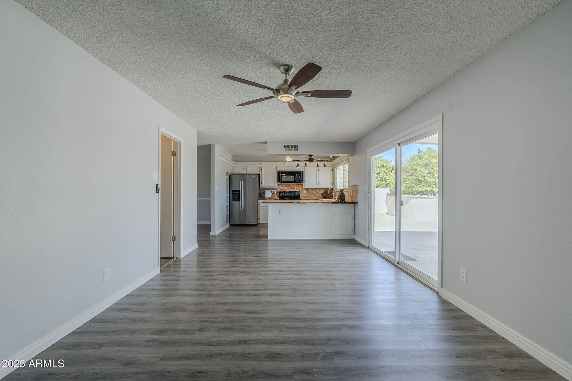 Property Slideshow image 8 of 44 | 1139 s 82nd way, Mesa, AZ, 85208